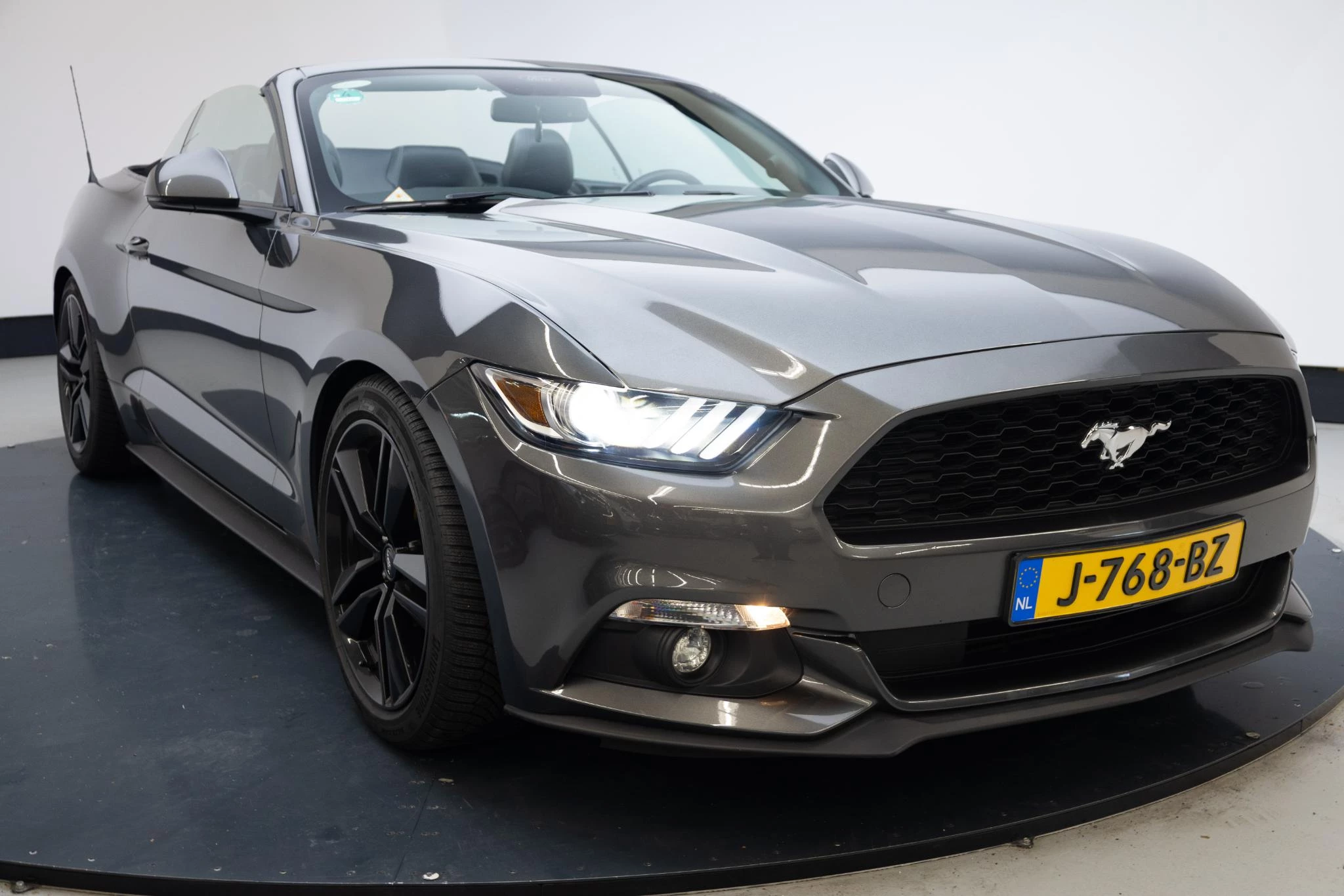 Hoofdafbeelding Ford Mustang