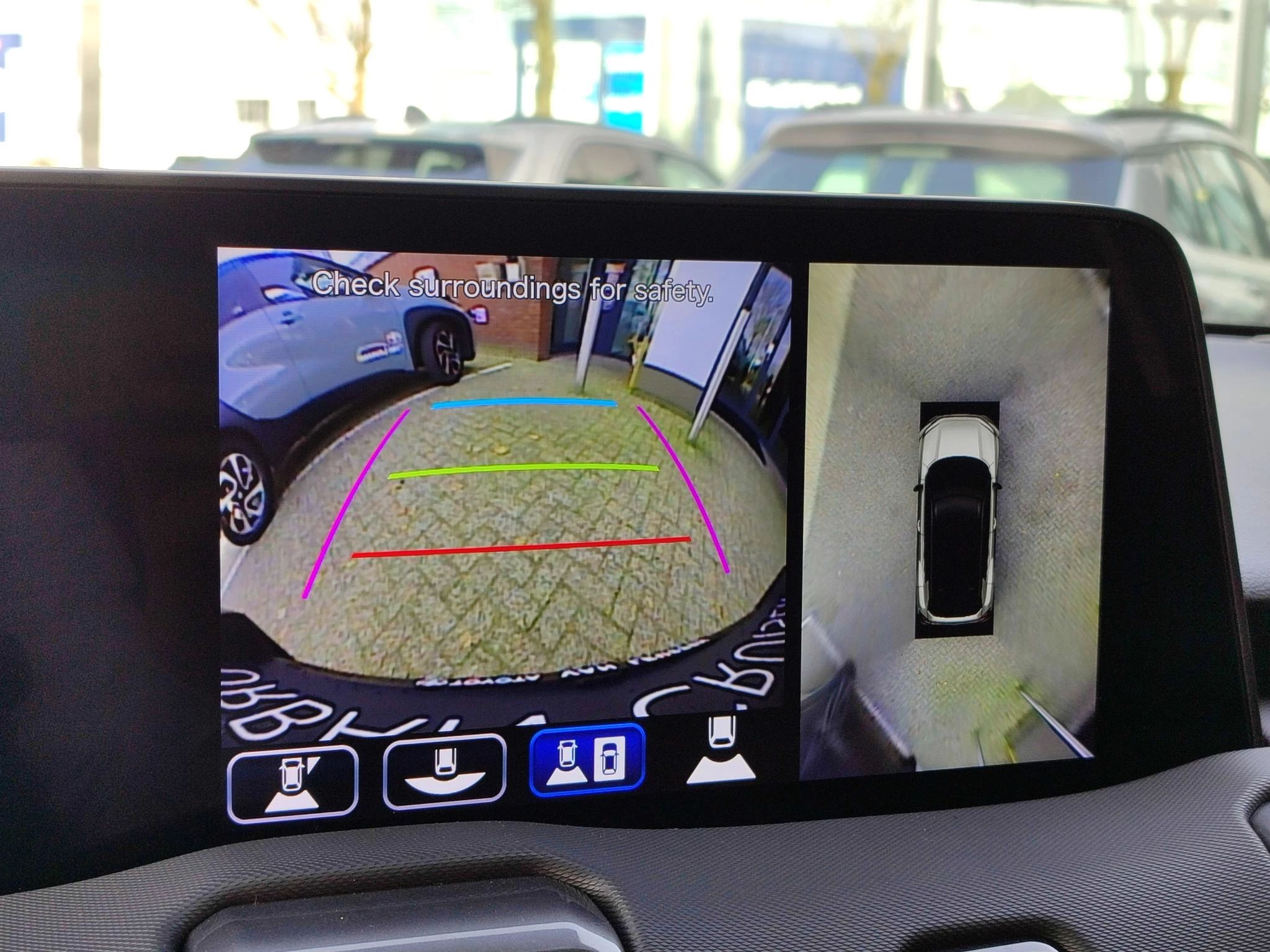 Hoofdafbeelding Toyota Urban Cruiser