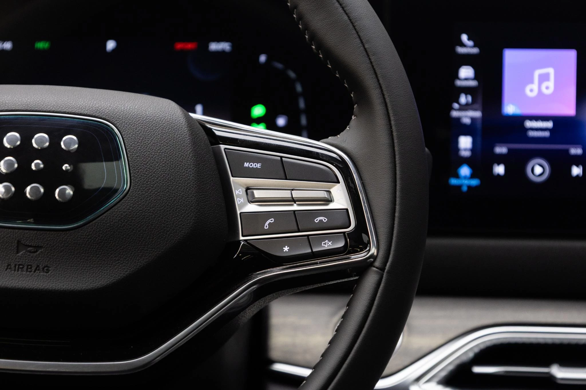 Hoofdafbeelding DFSK E5 PHEV