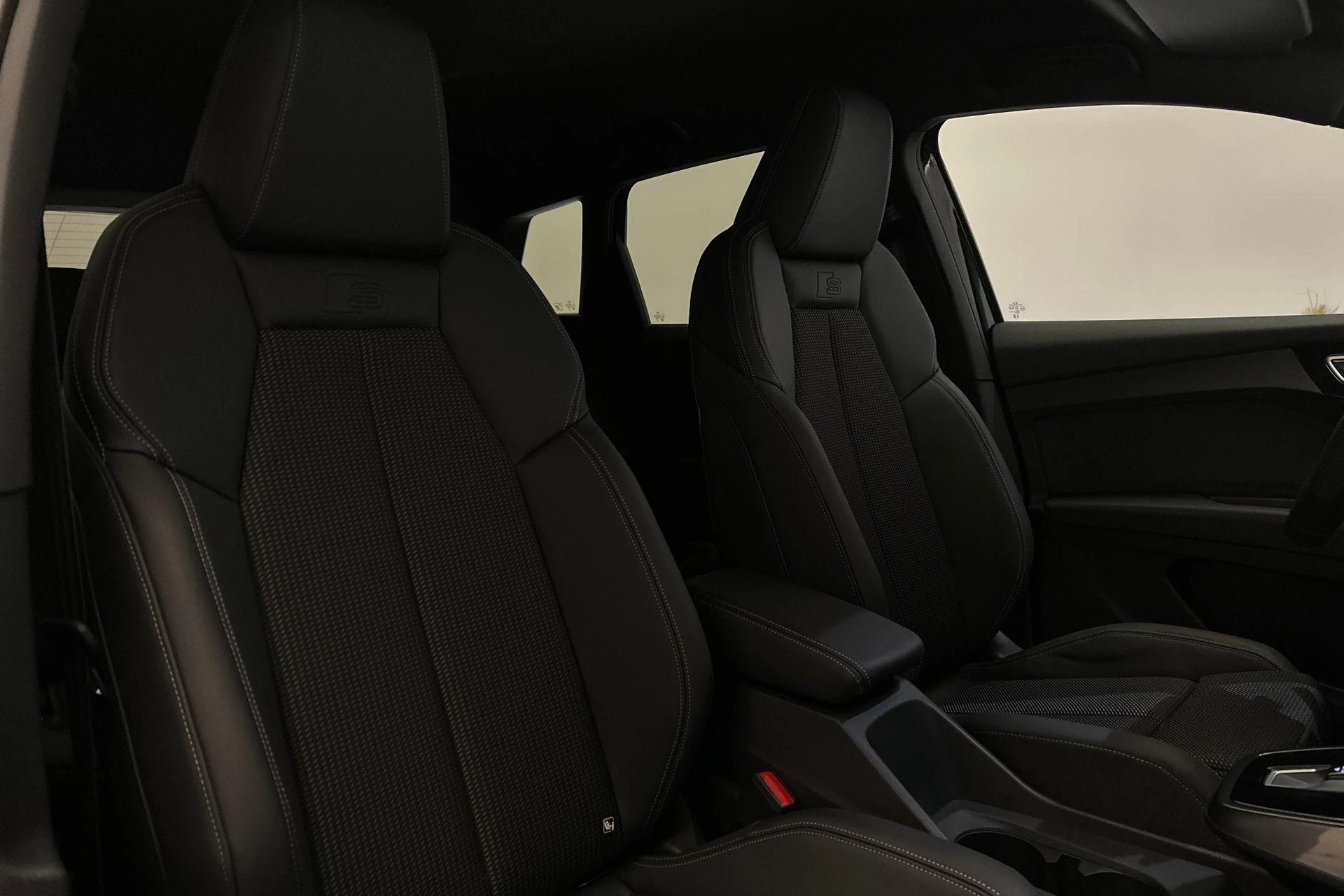 Hoofdafbeelding Audi Q4 e-tron