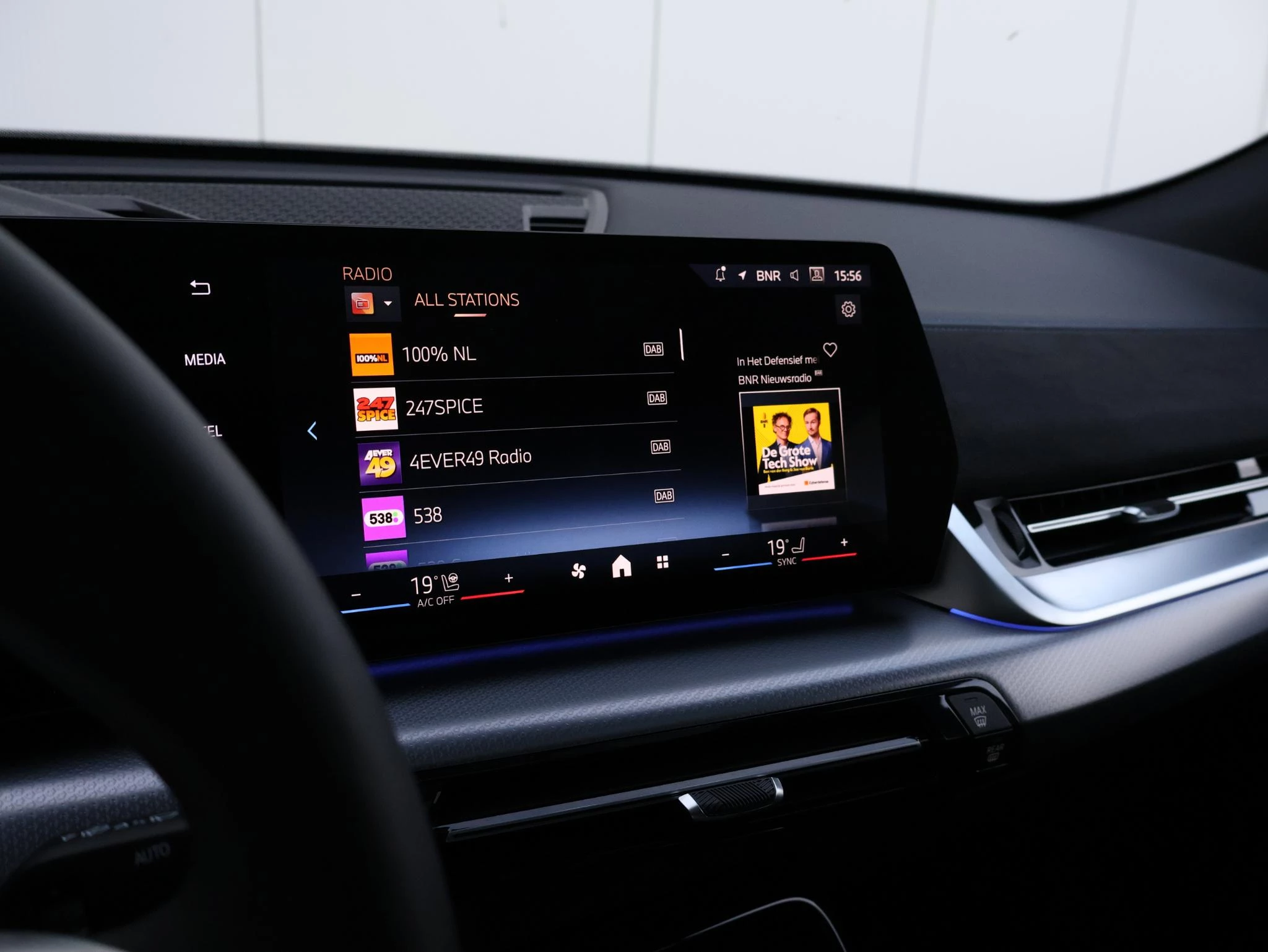 Hoofdafbeelding BMW iX2