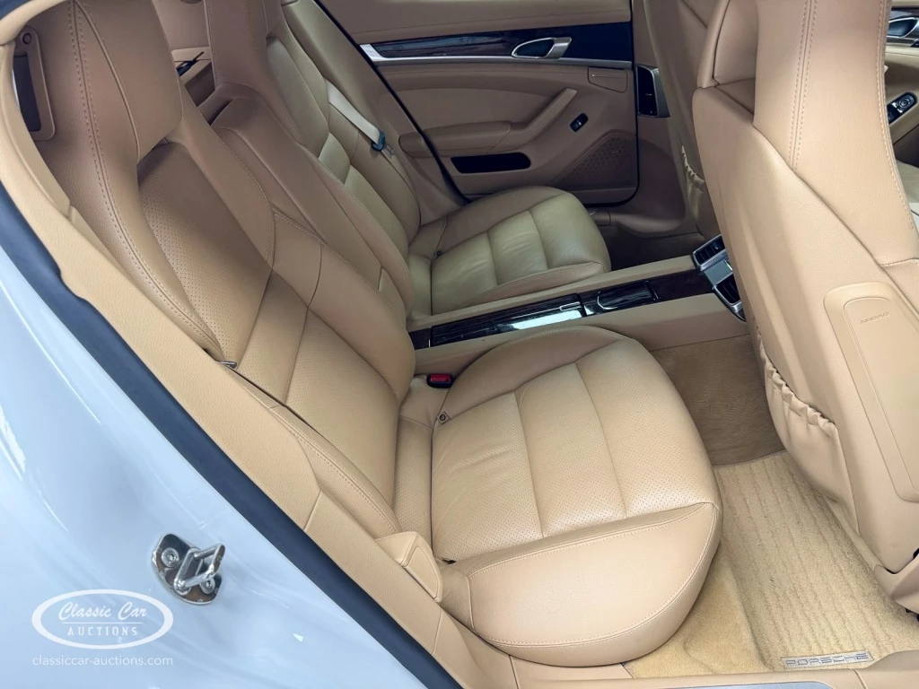 Hoofdafbeelding Porsche Panamera