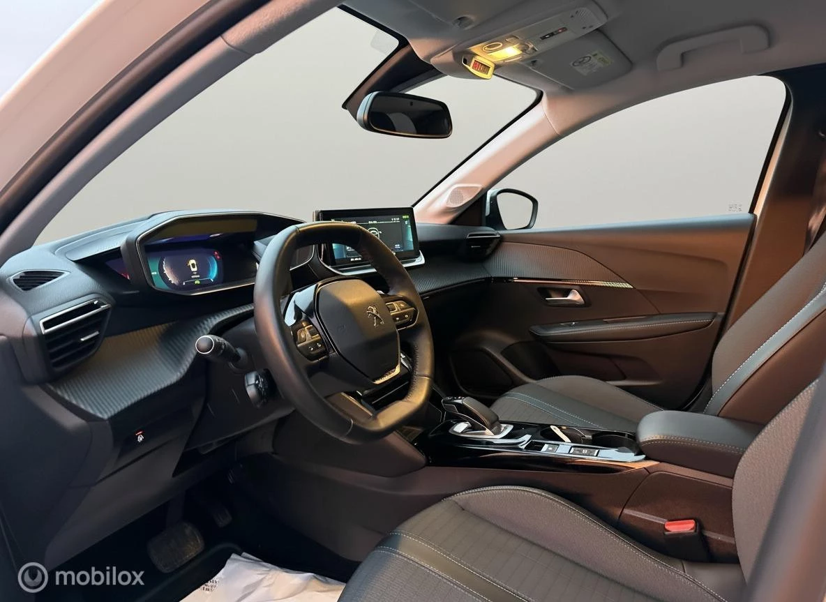 Hoofdafbeelding Peugeot e-208