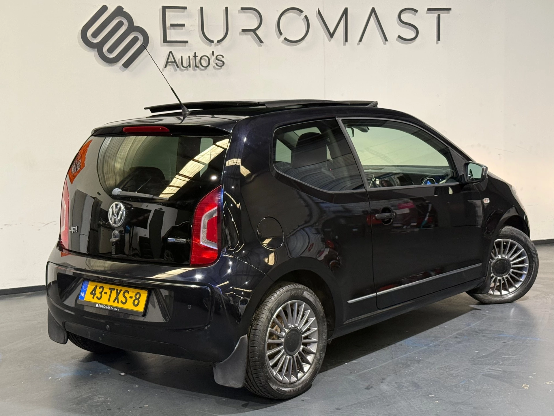 Hoofdafbeelding Volkswagen up!