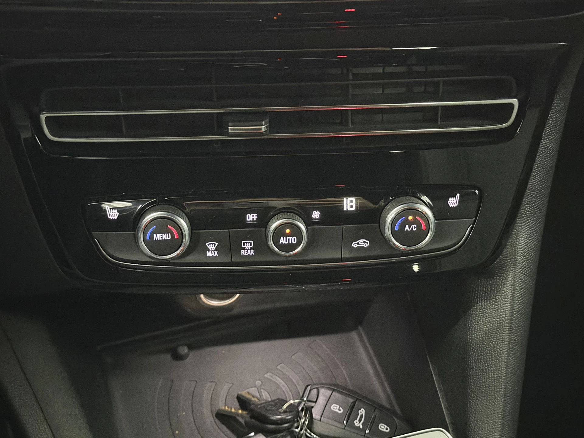 Hoofdafbeelding Opel Mokka-e