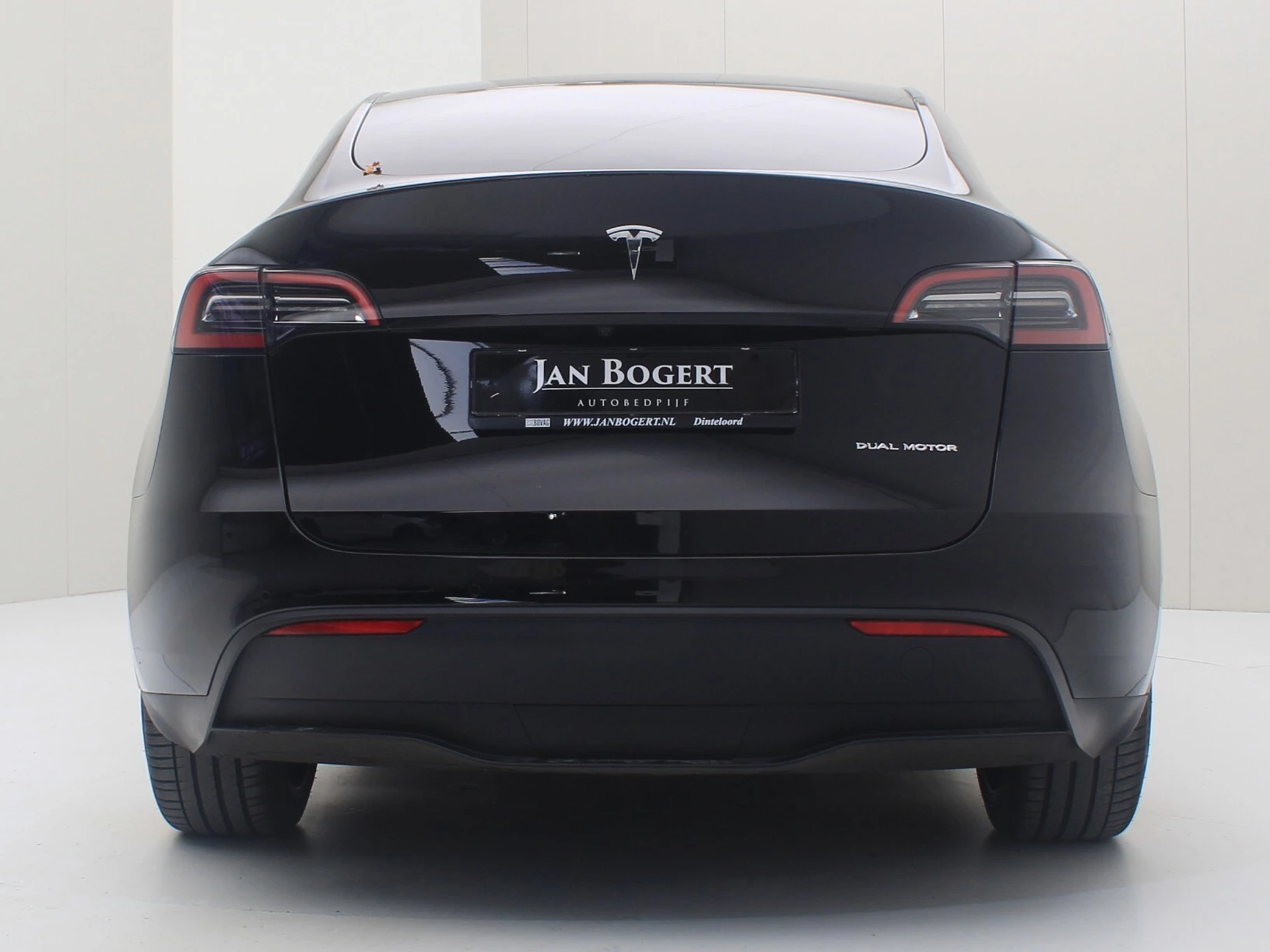 Hoofdafbeelding Tesla Model Y