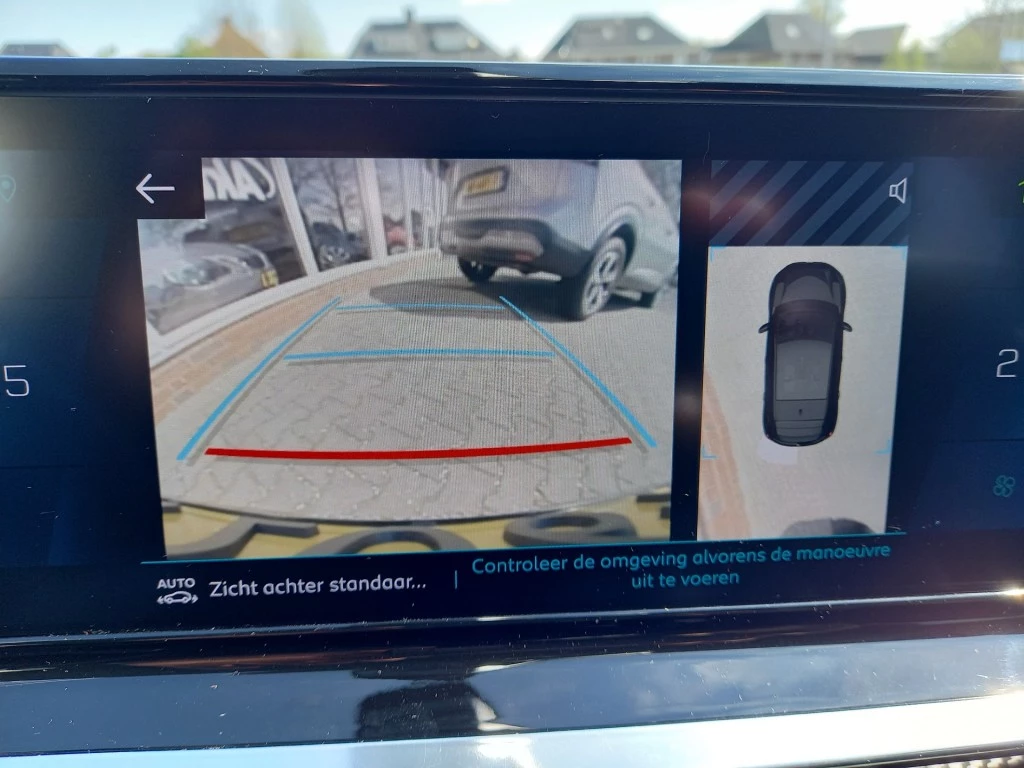 Hoofdafbeelding Peugeot e-208