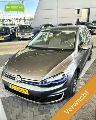 Volkswagen e-Golf e-Golf|ACC|Navi|Clima|AppleCarPlay|Camera