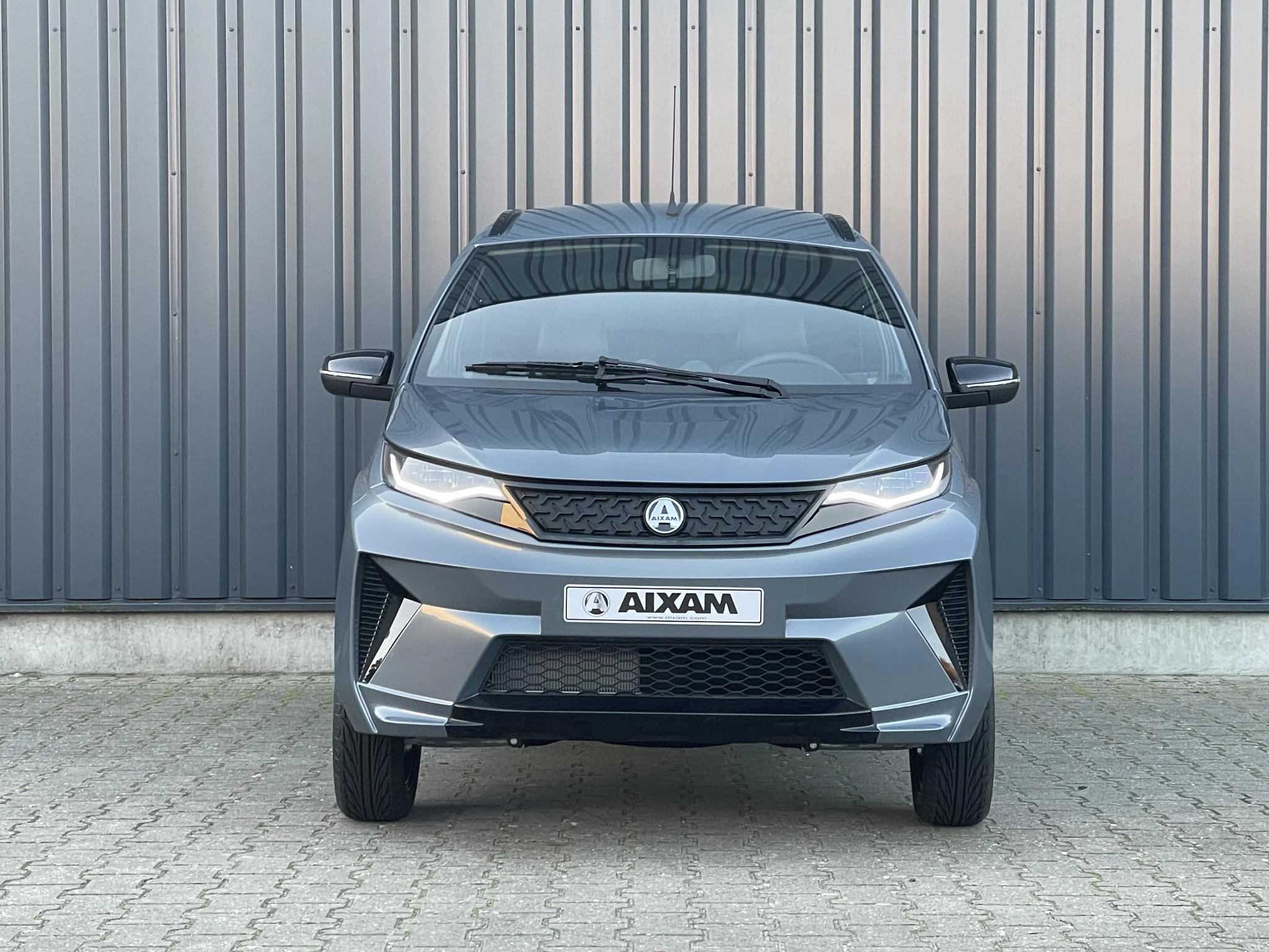 Hoofdafbeelding Axaim Crossover