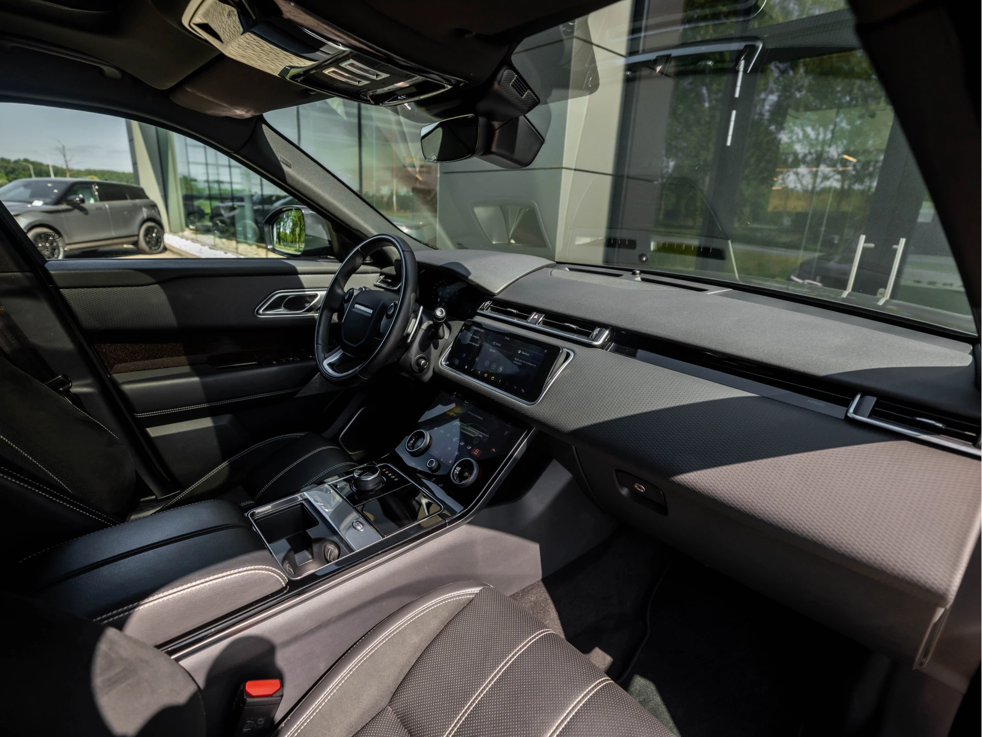 Hoofdafbeelding Land Rover Range Rover Velar