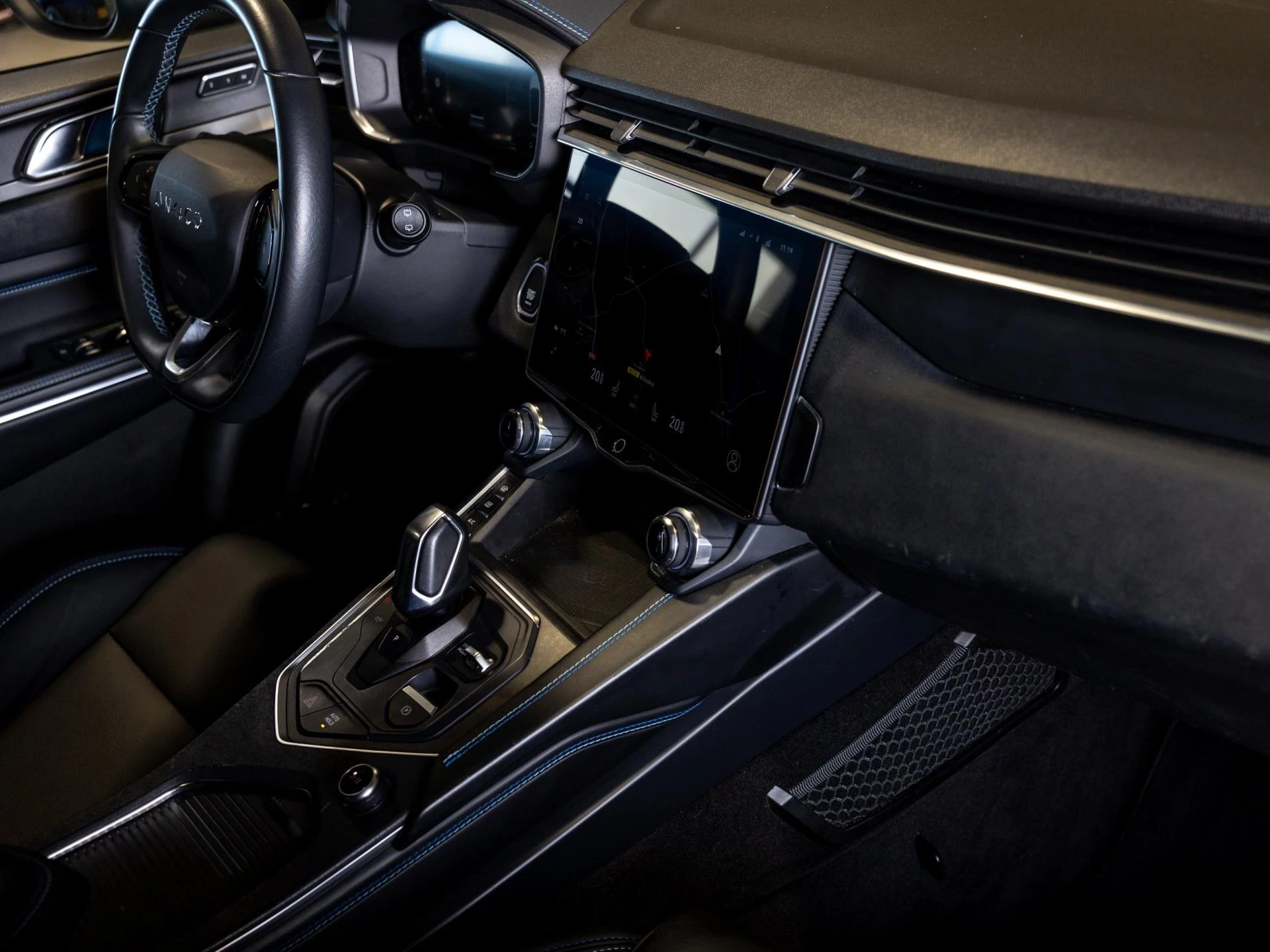 Hoofdafbeelding Lynk & Co 01