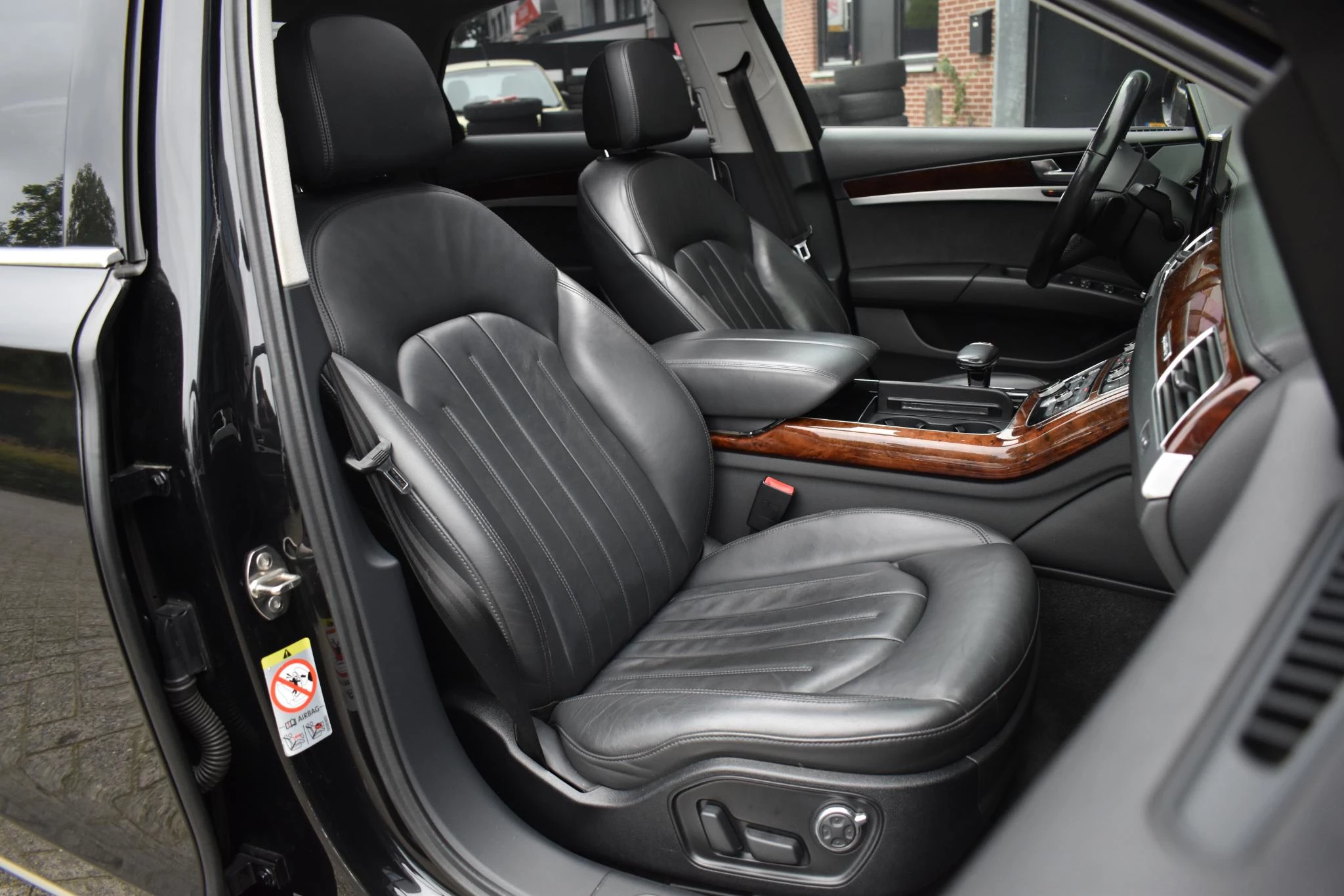 Hoofdafbeelding Audi A8