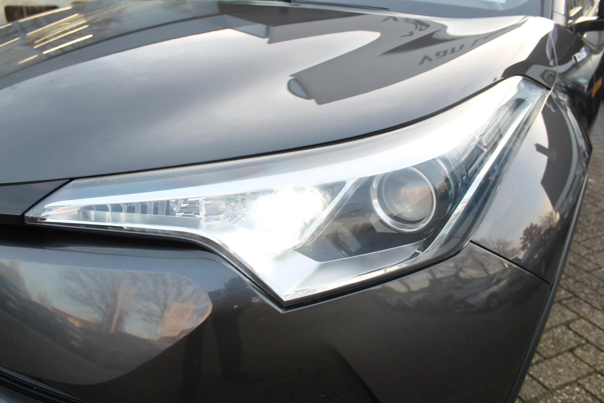 Hoofdafbeelding Toyota C-HR