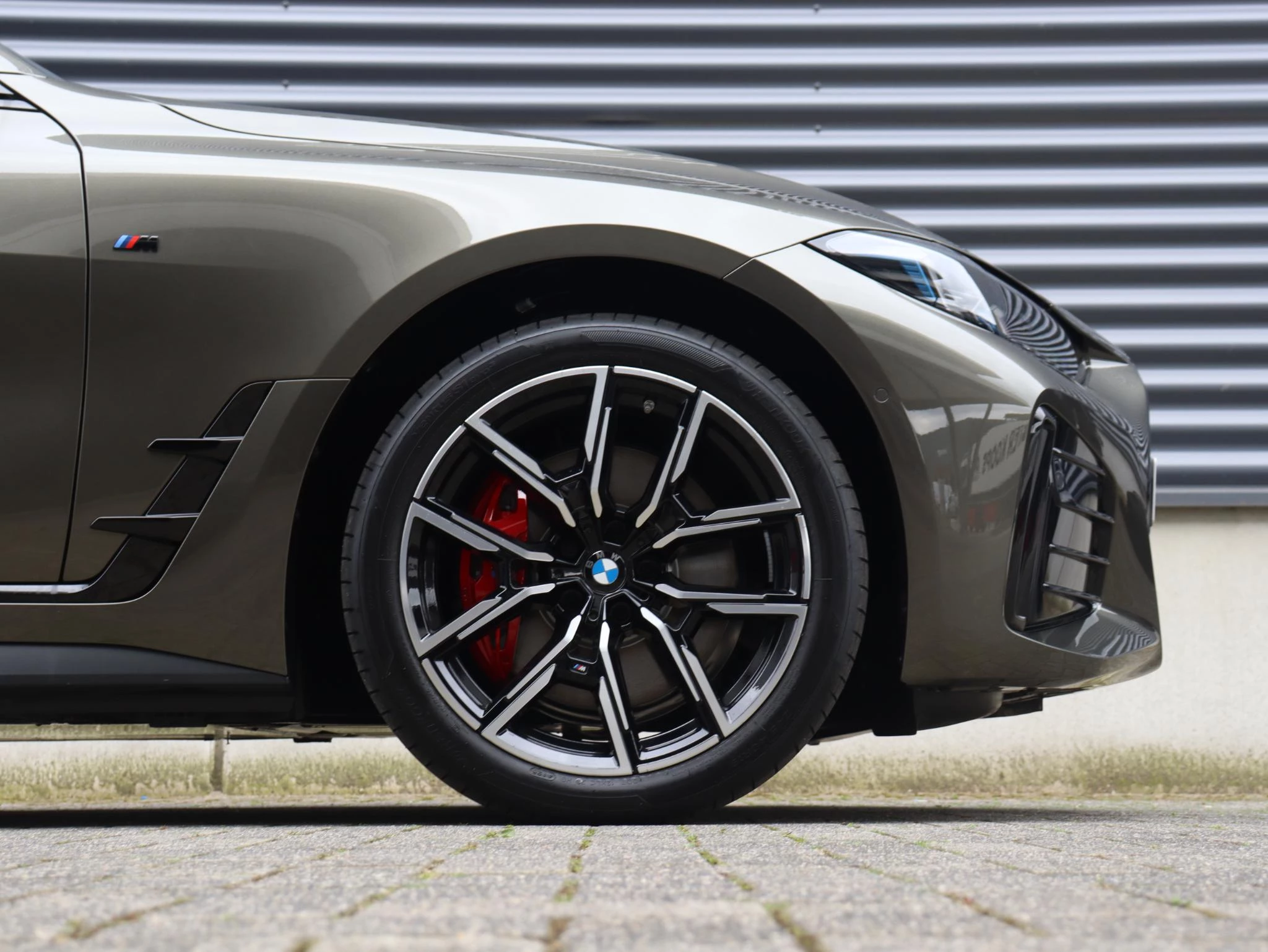 Hoofdafbeelding BMW i4