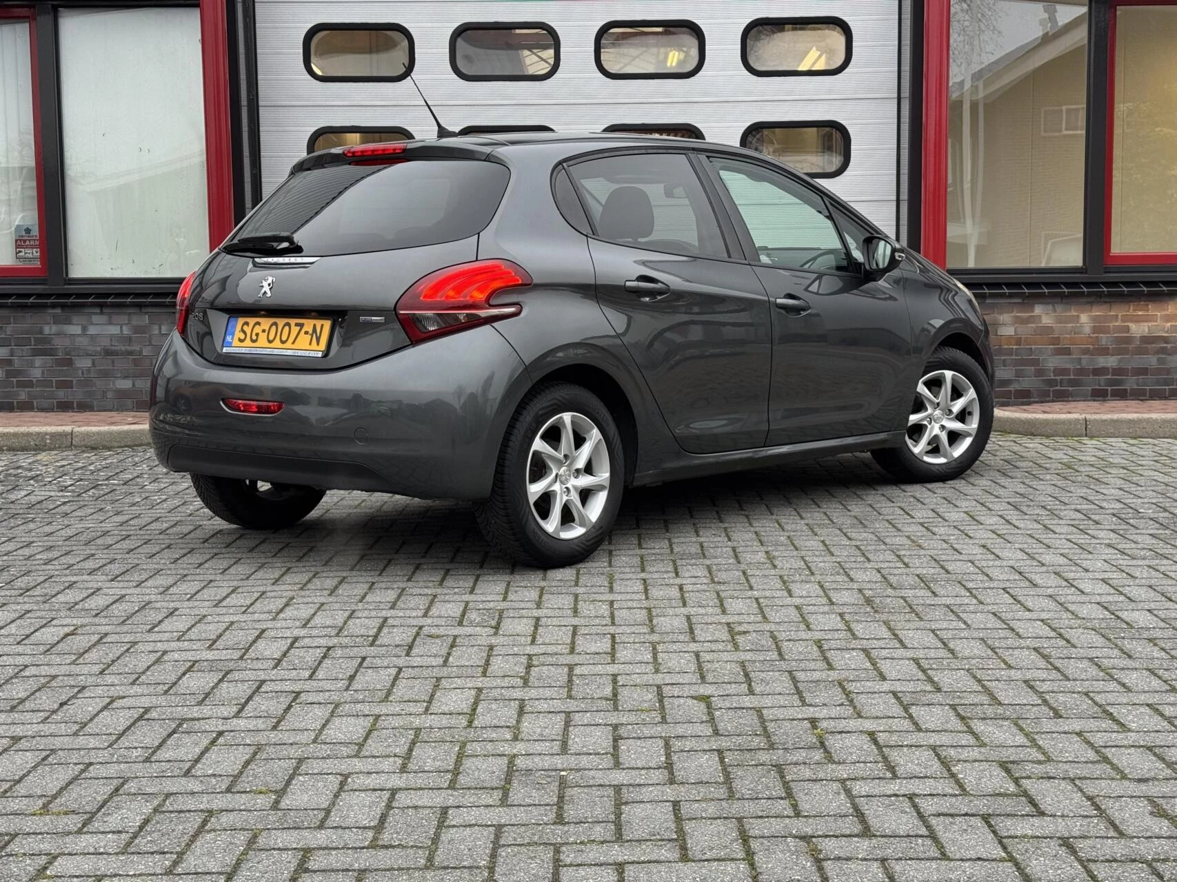 Hoofdafbeelding Peugeot 208