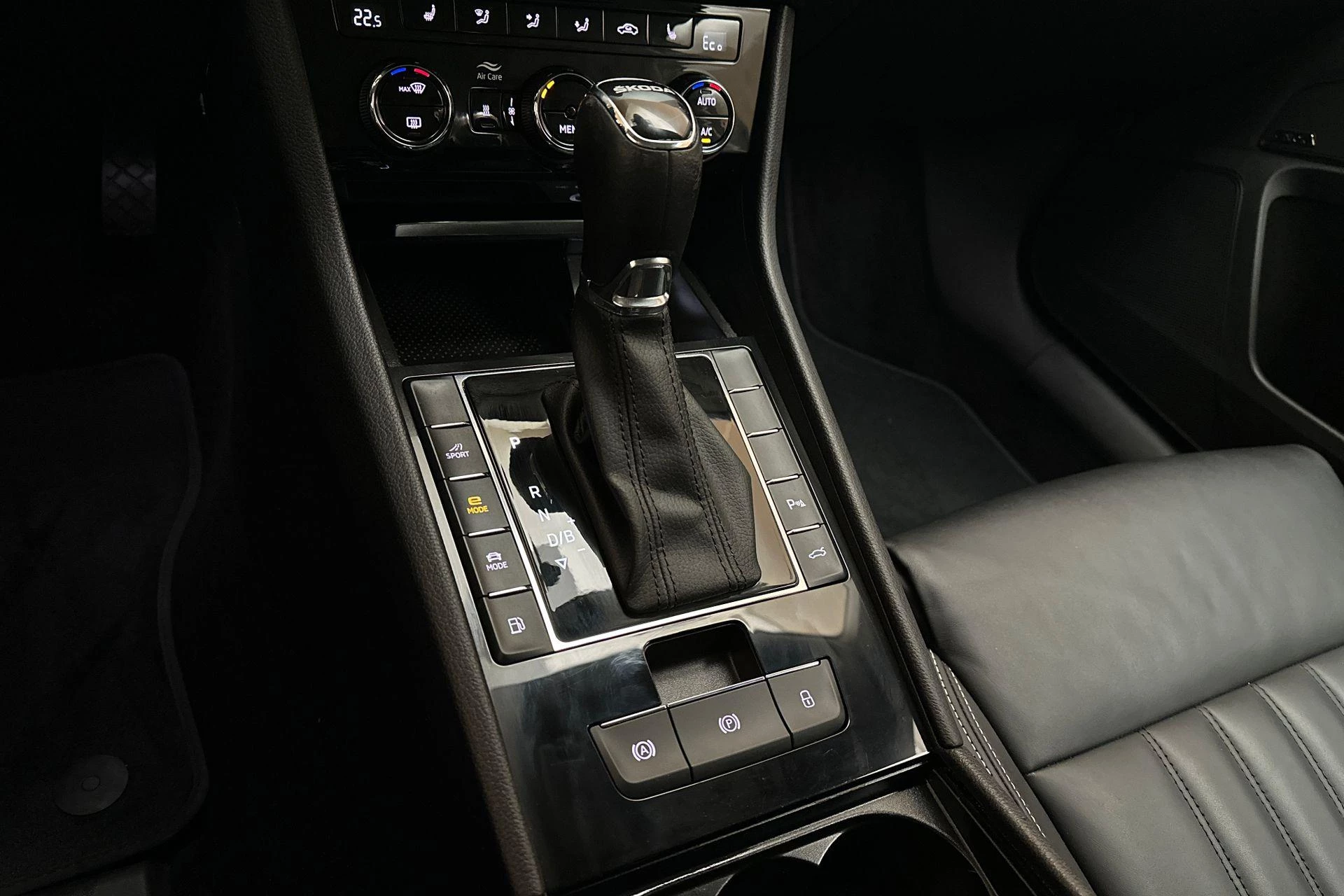 Hoofdafbeelding Škoda Superb