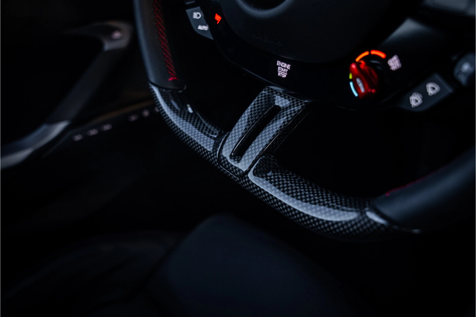 Hoofdafbeelding Ferrari 296