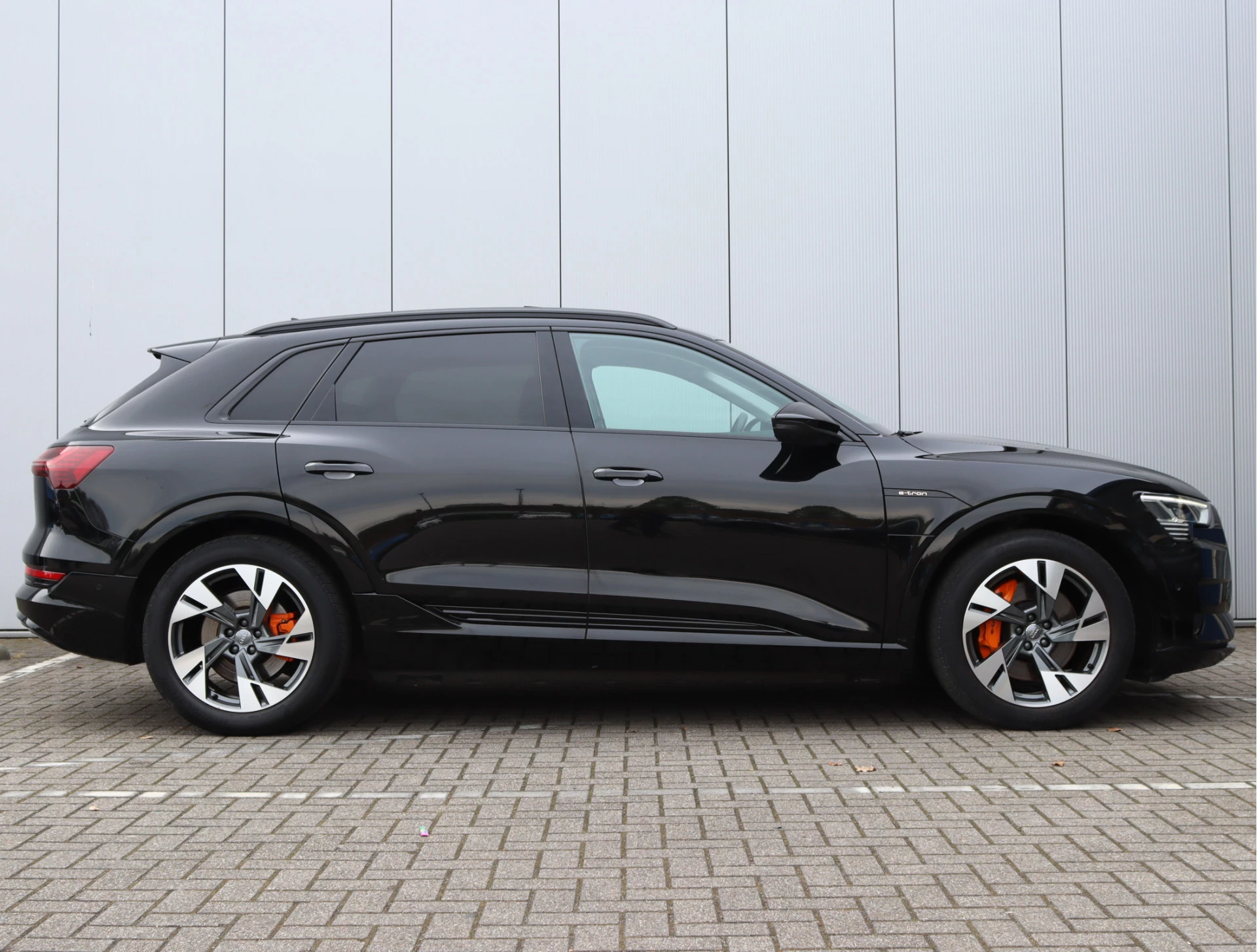 Hoofdafbeelding Audi e-tron