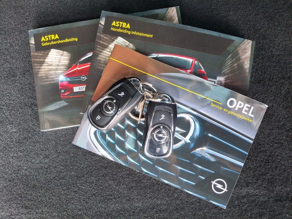 Hoofdafbeelding Opel Astra