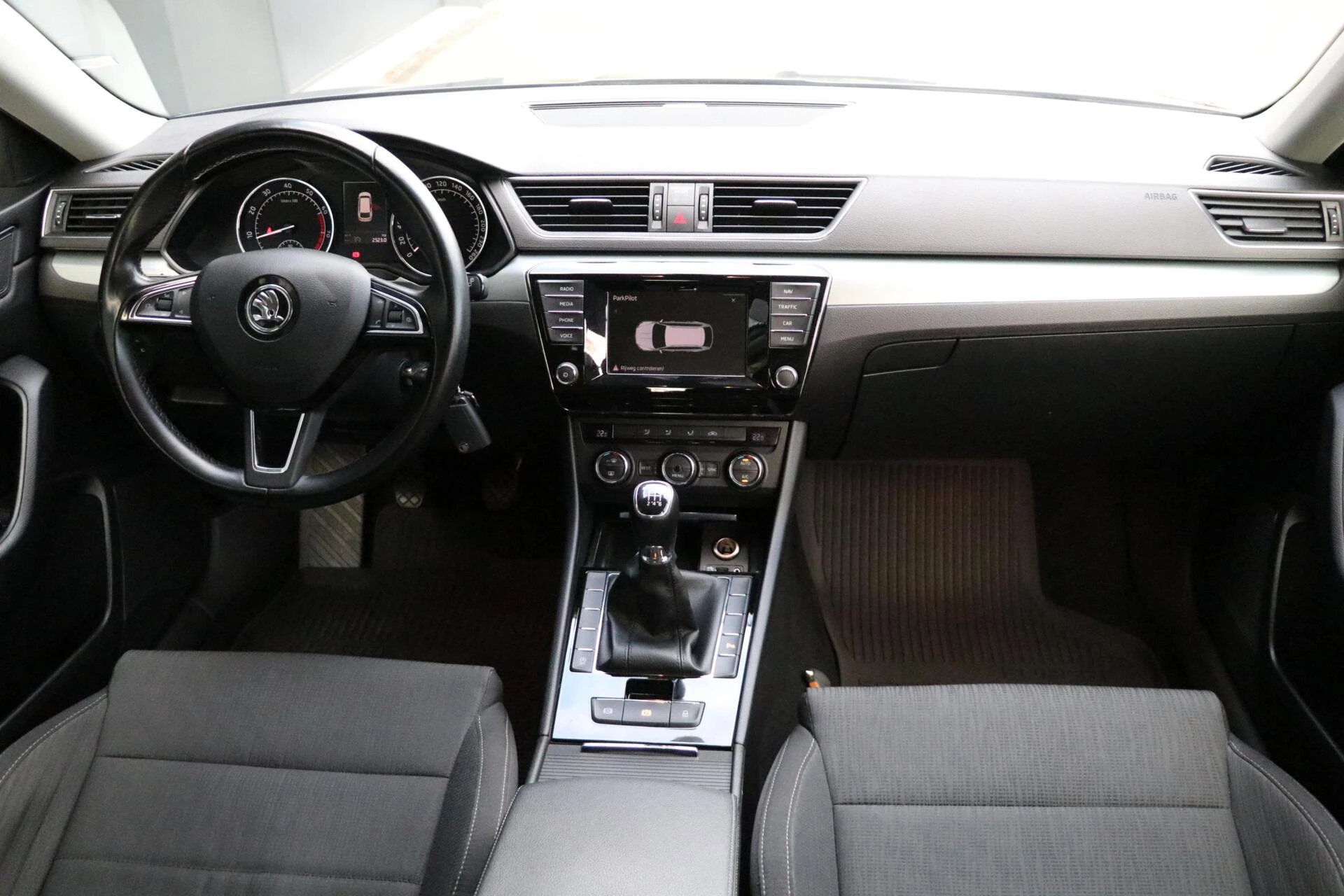 Hoofdafbeelding Škoda Superb