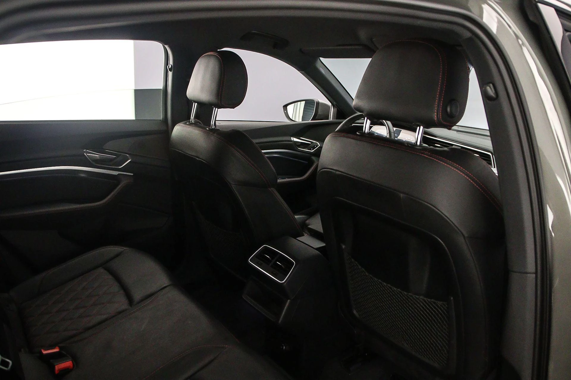 Hoofdafbeelding Audi Q8 Sportback e-tron