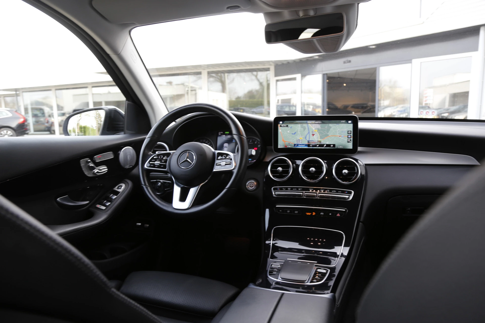 Hoofdafbeelding Mercedes-Benz GLC