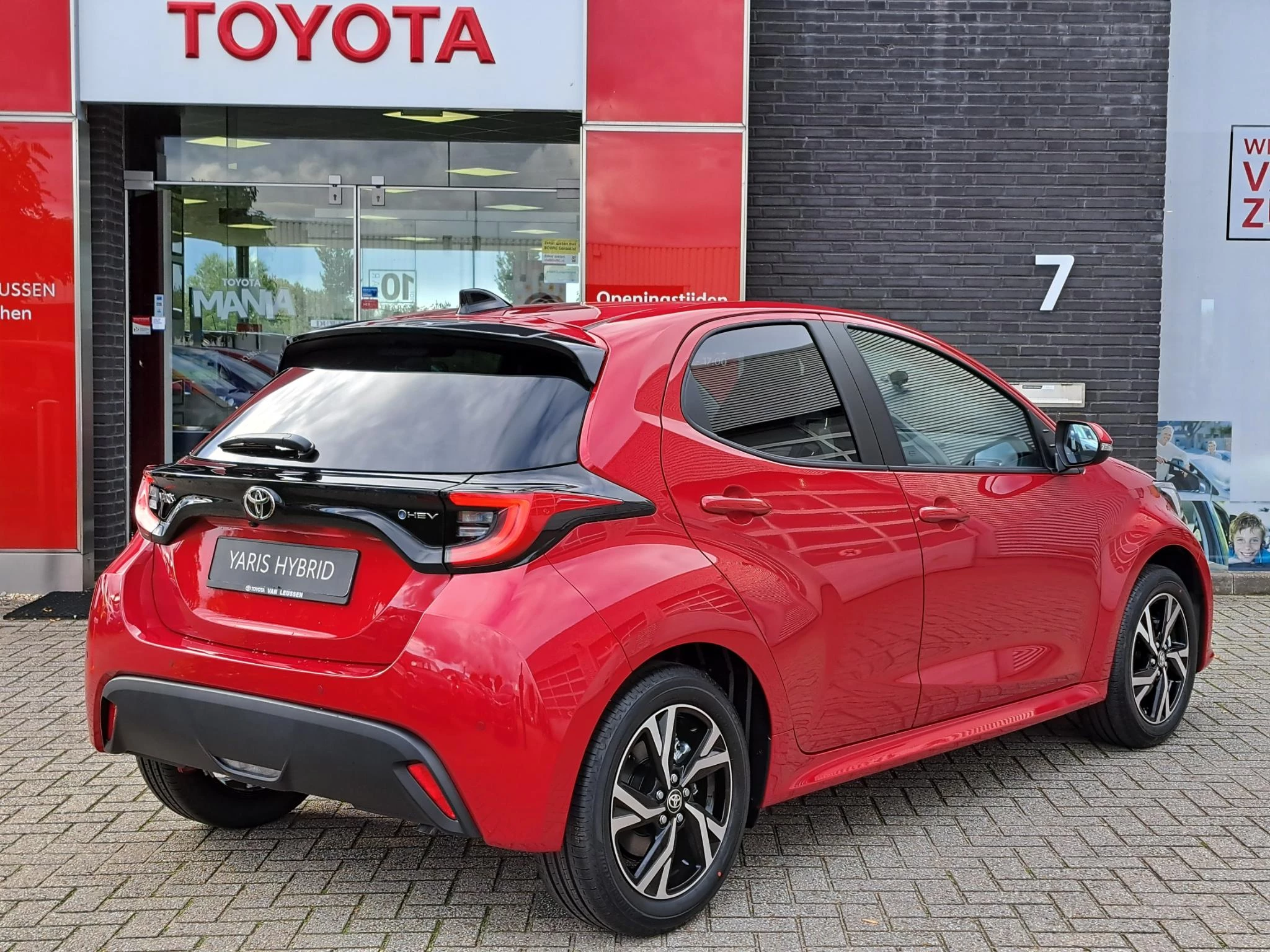 Hoofdafbeelding Toyota Yaris