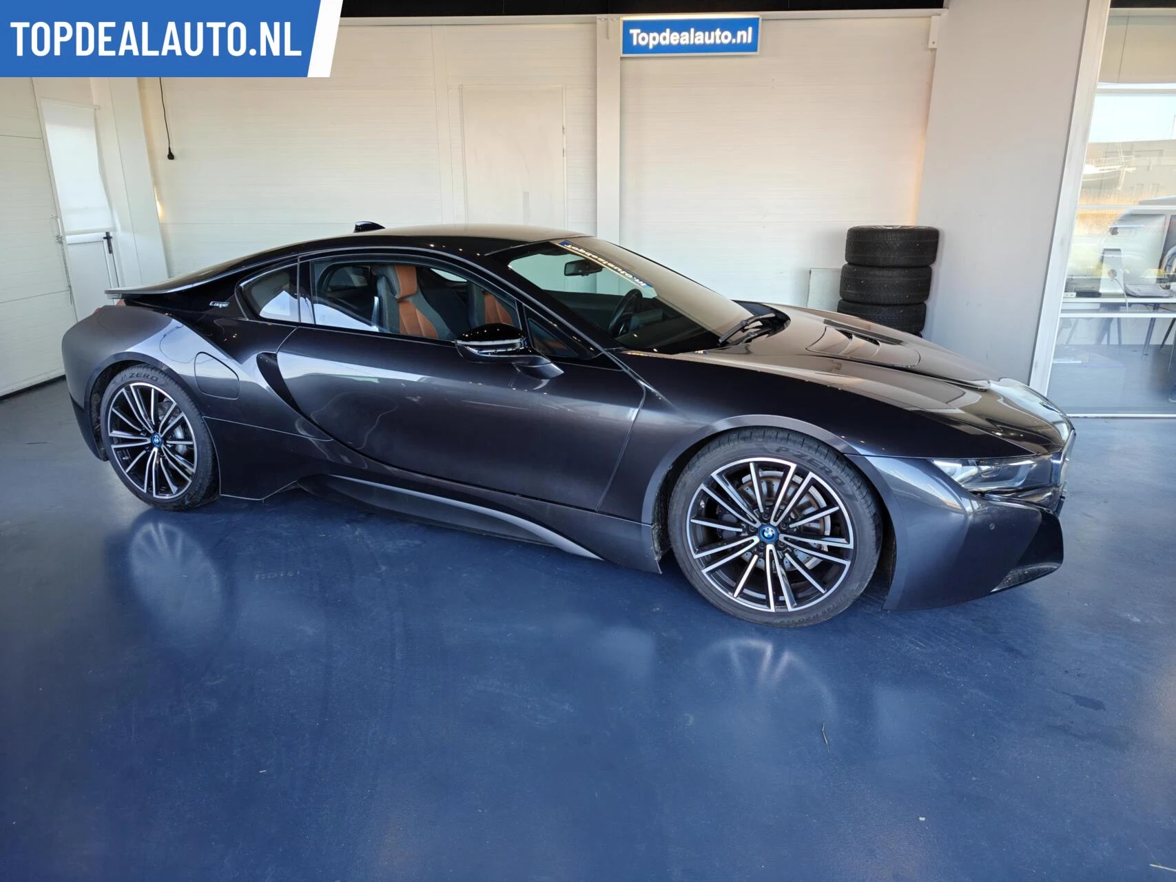 Hoofdafbeelding BMW i8