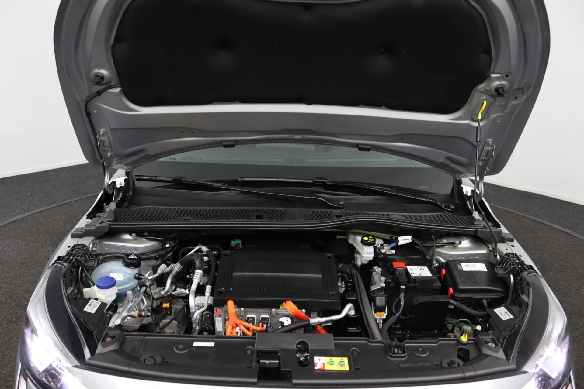 Hoofdafbeelding Peugeot e-208