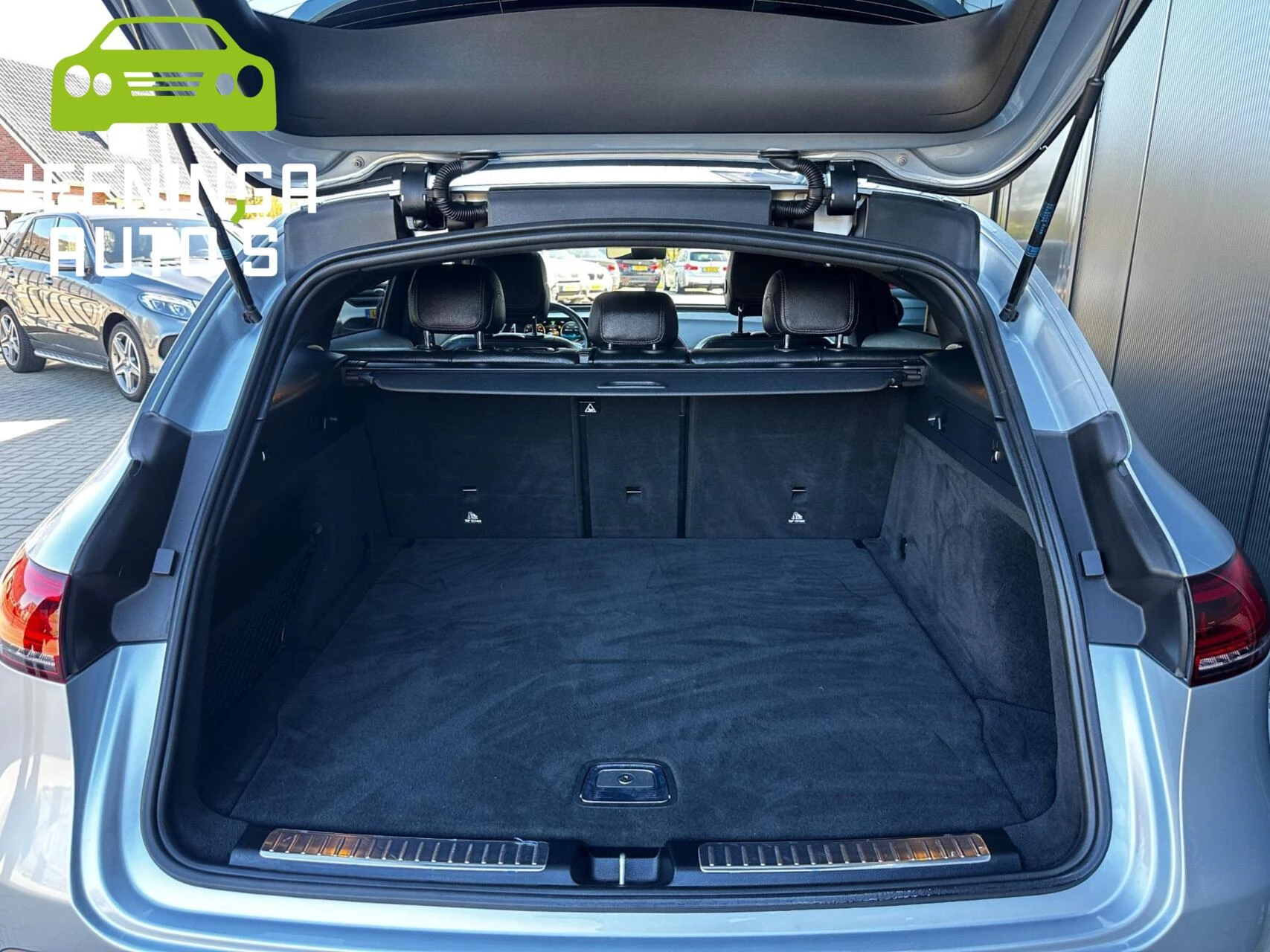 Hoofdafbeelding Mercedes-Benz EQC