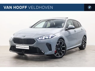 BMW 1 Serie 120 High Executive M Sport Automaat / Panoramadak / Sportstoelen / Adaptieve LED / Comfort Access / M Adaptief onderstel / Head-Up / Parking Assistant Plus / Stuurverwarming