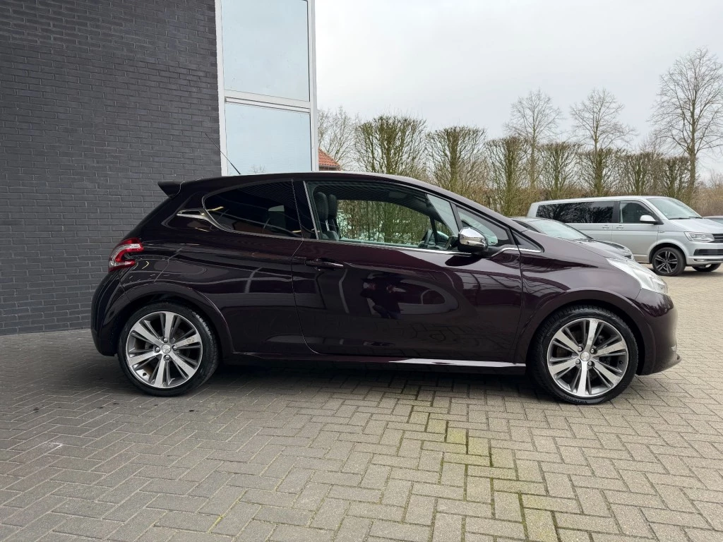 Hoofdafbeelding Peugeot 208
