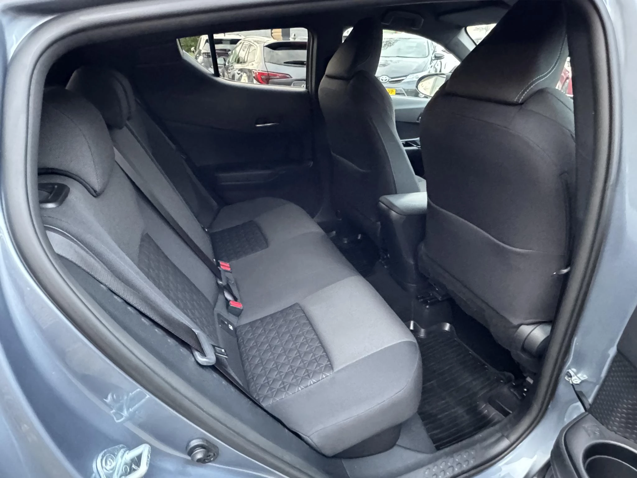 Hoofdafbeelding Toyota C-HR