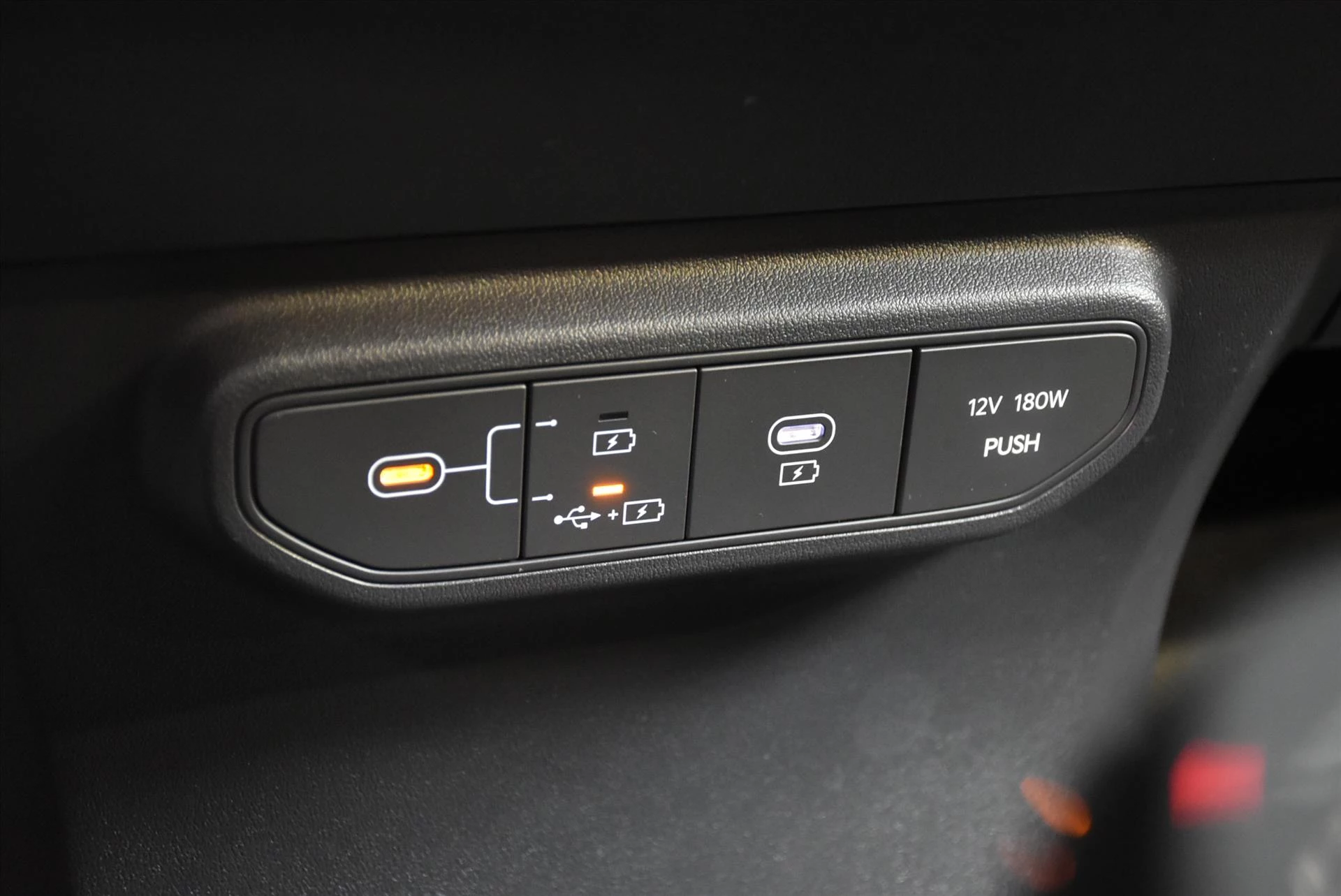 Hoofdafbeelding Kia EV5