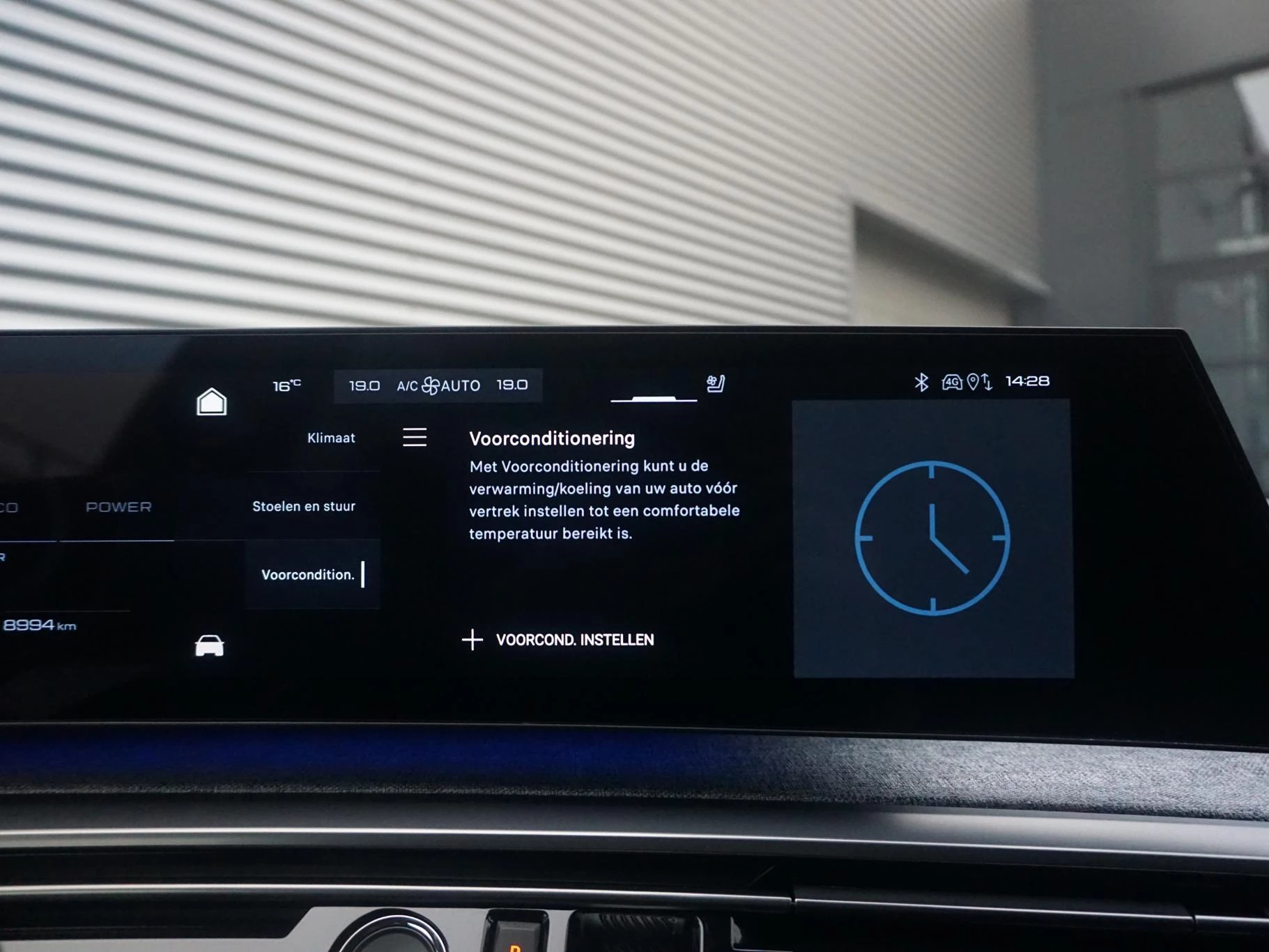 Hoofdafbeelding Peugeot e-3008