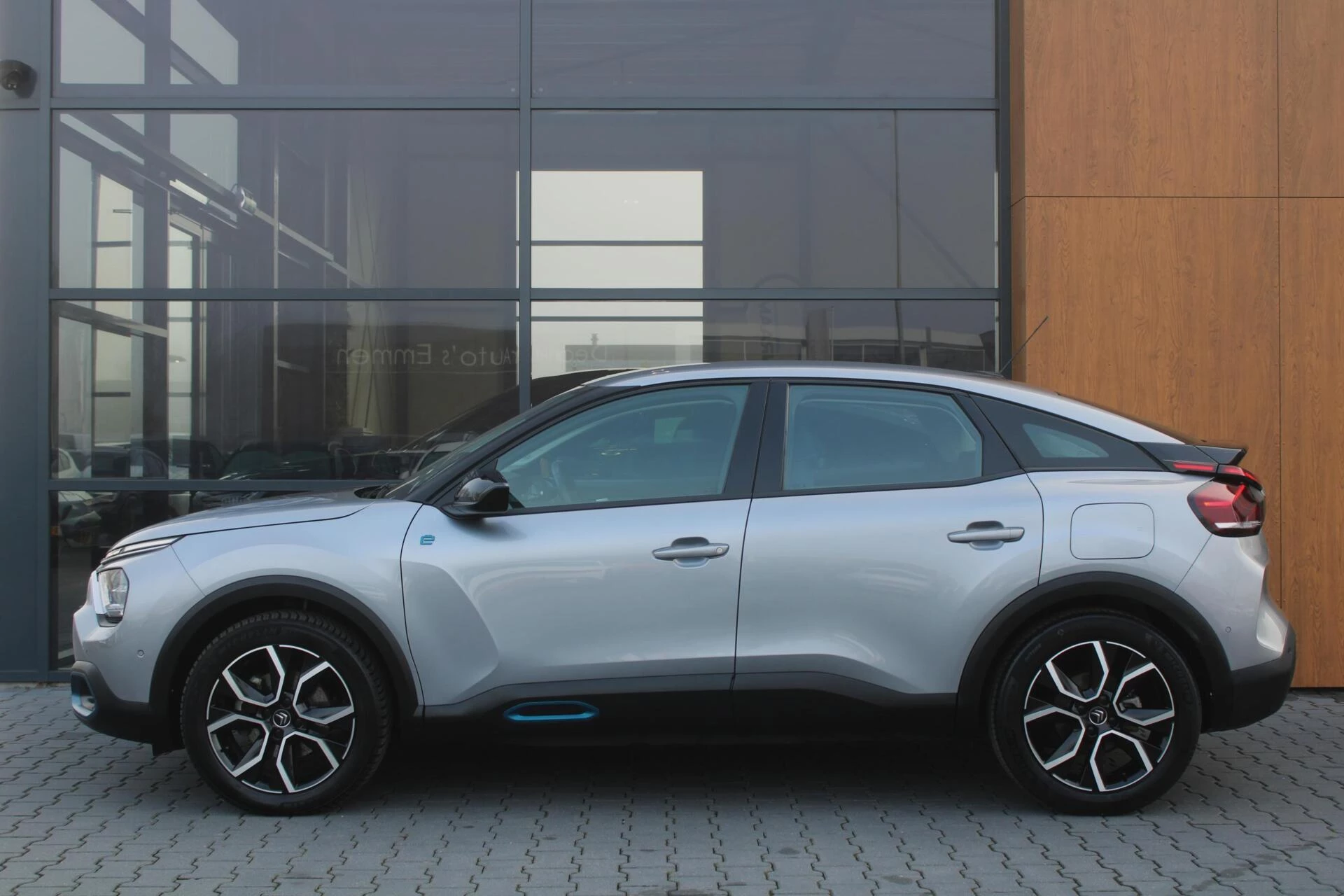 Hoofdafbeelding Citroën ë-C4