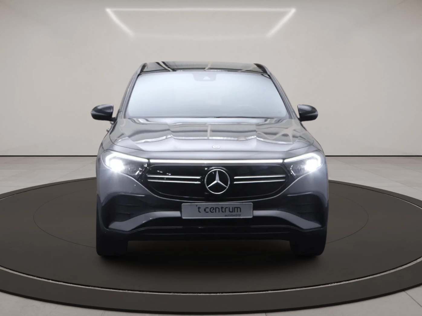 Hoofdafbeelding Mercedes-Benz EQA