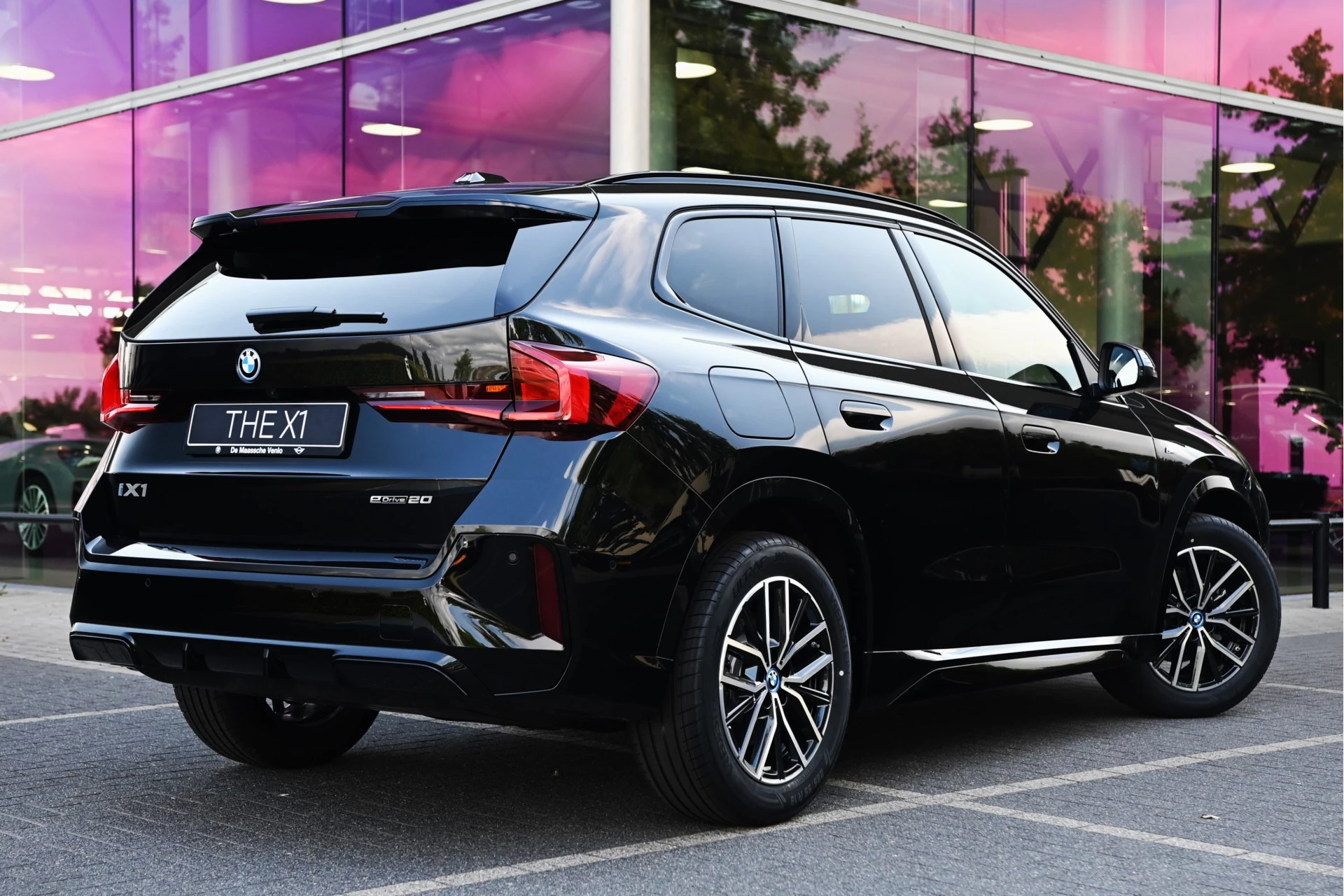 Hoofdafbeelding BMW iX1
