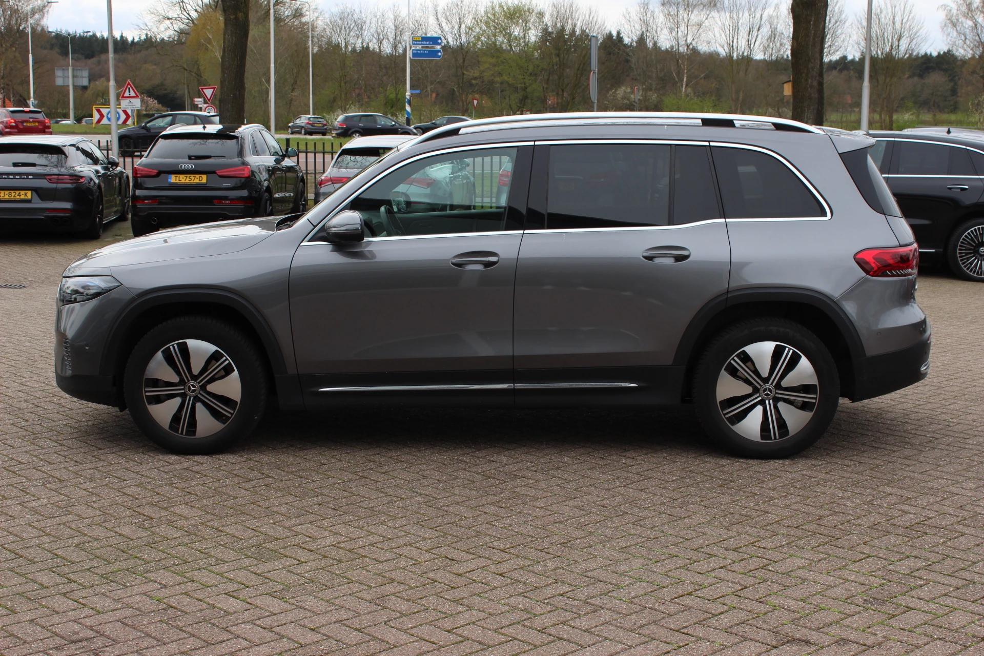 Hoofdafbeelding Mercedes-Benz EQB