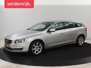 Volvo V60 1.6 T3 Momentum | Automaat | Trekhaak | Camera |  Navigatie | Climate control | Parkeerhulp | Half leder | Bluetooth | Cruise control