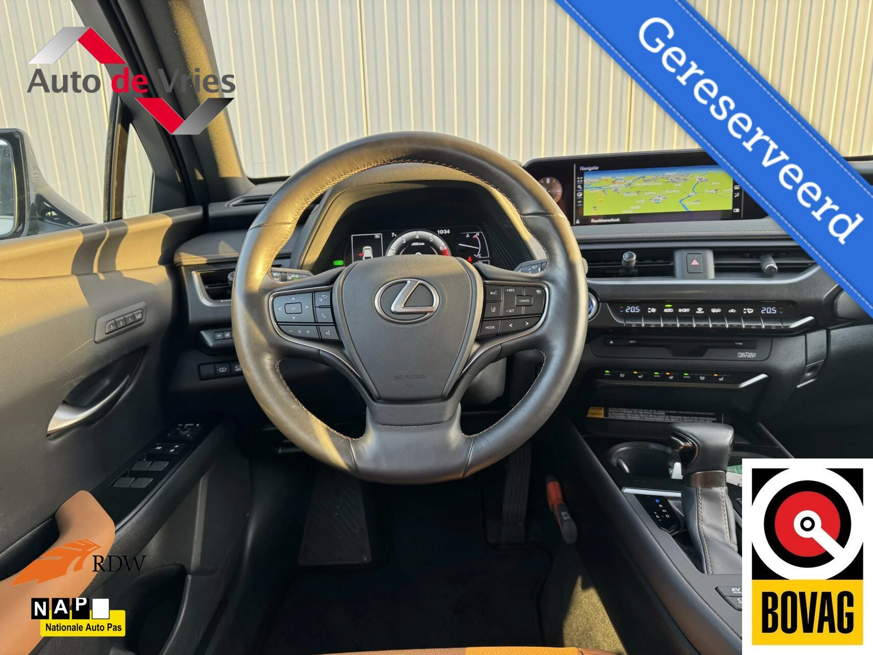 Hoofdafbeelding Lexus UX