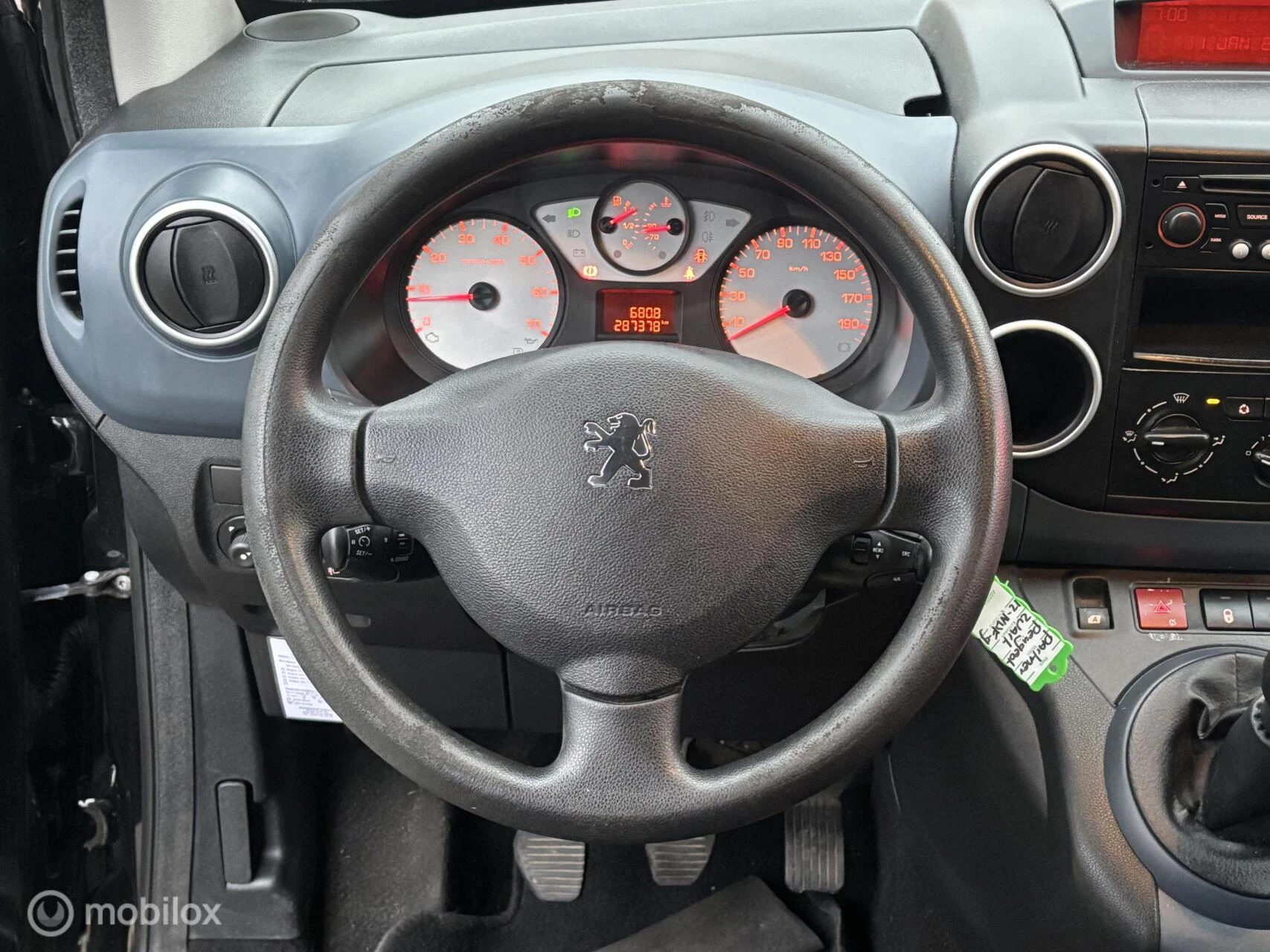 Hoofdafbeelding Peugeot Partner