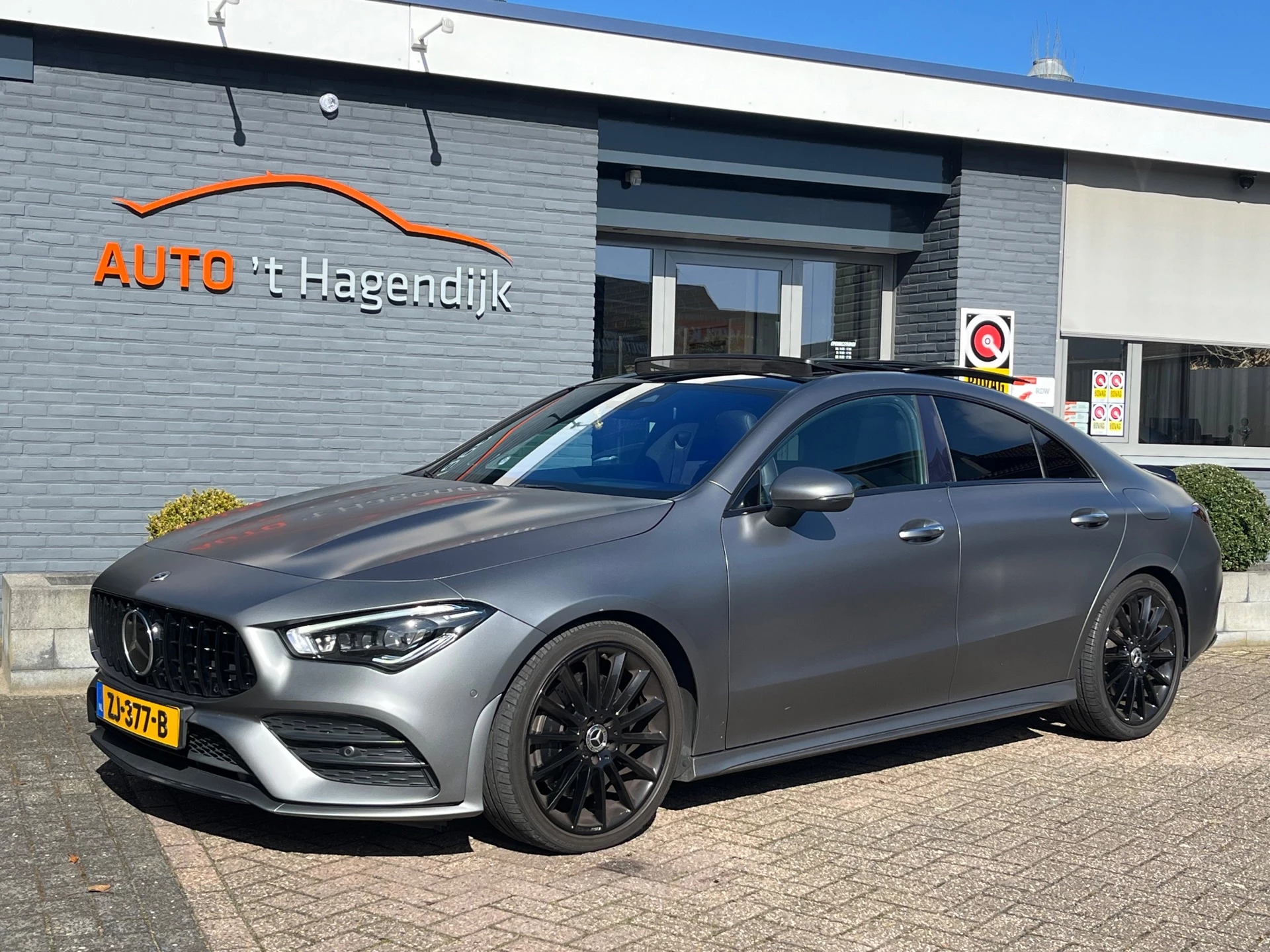 Hoofdafbeelding Mercedes-Benz CLA