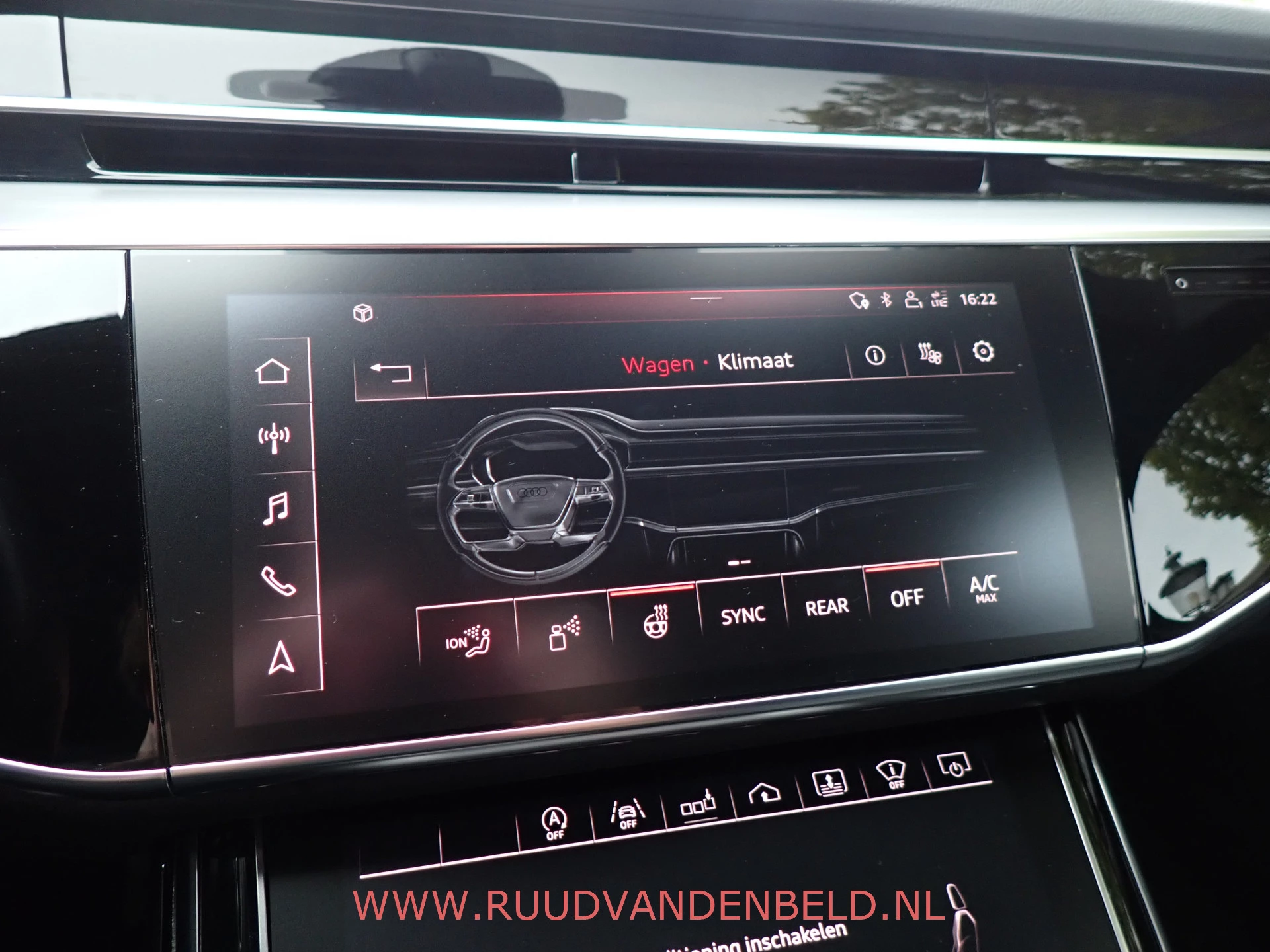 Hoofdafbeelding Audi A8