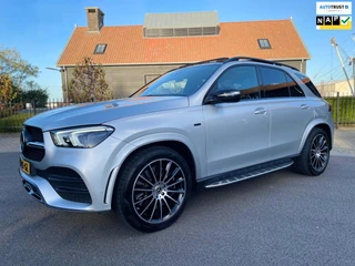 Hoofdafbeelding Mercedes-Benz GLE Mercedes-Benz GLE-klasse 350E 4-MATIC AMG Night-Pakket Burmester Panoramadak