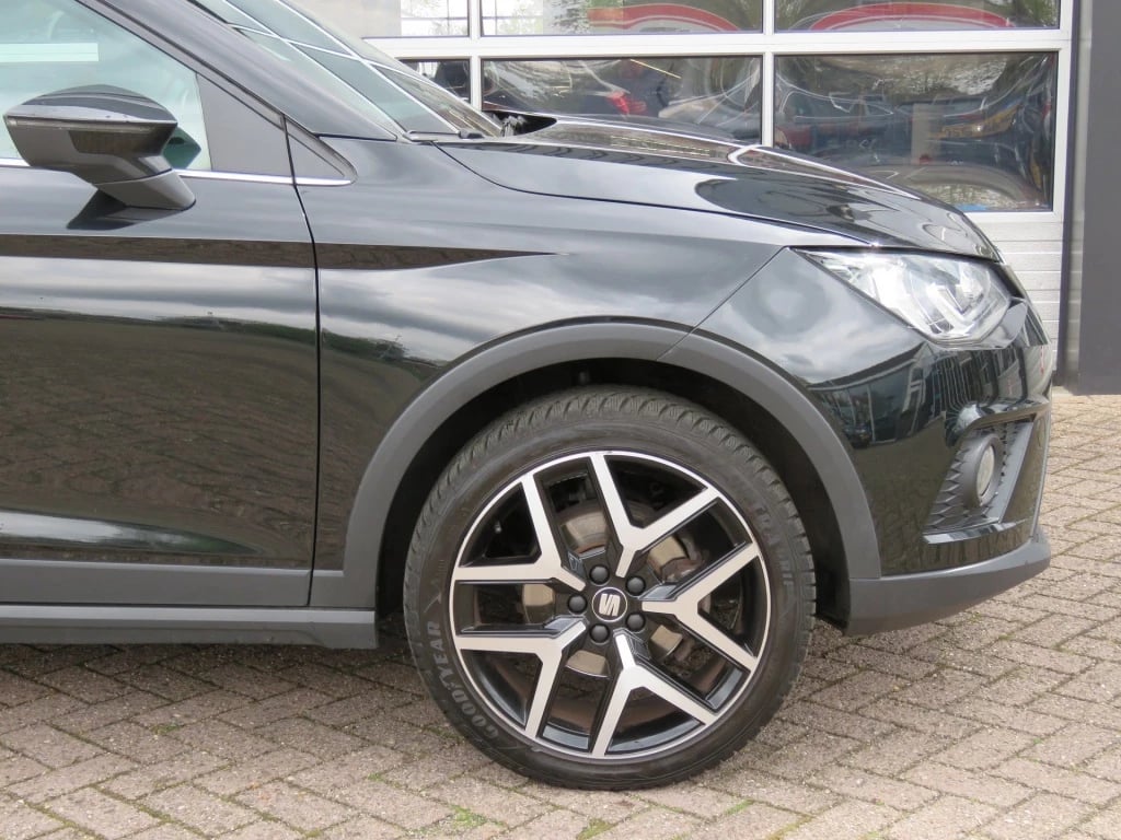 Hoofdafbeelding SEAT Arona