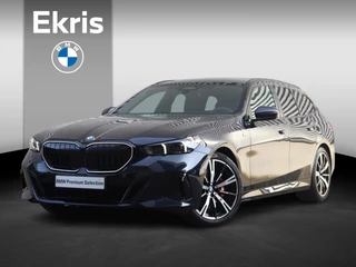 BMW 5-serie Touring 520i | M Sportpakket Pro | Trekhaak | Panodak | Head-Up | Driving Assistant Plus | Stuurwiel Verwarmd | Comfort Access | 20'' LMV