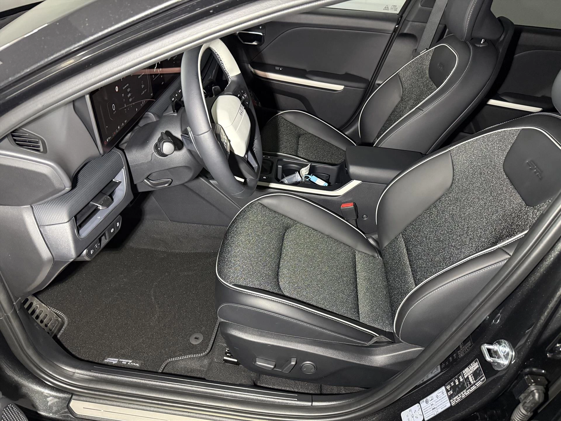 Hoofdafbeelding Kia K4