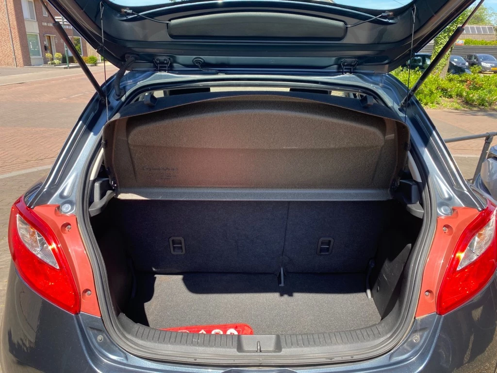 Hoofdafbeelding Mazda 2