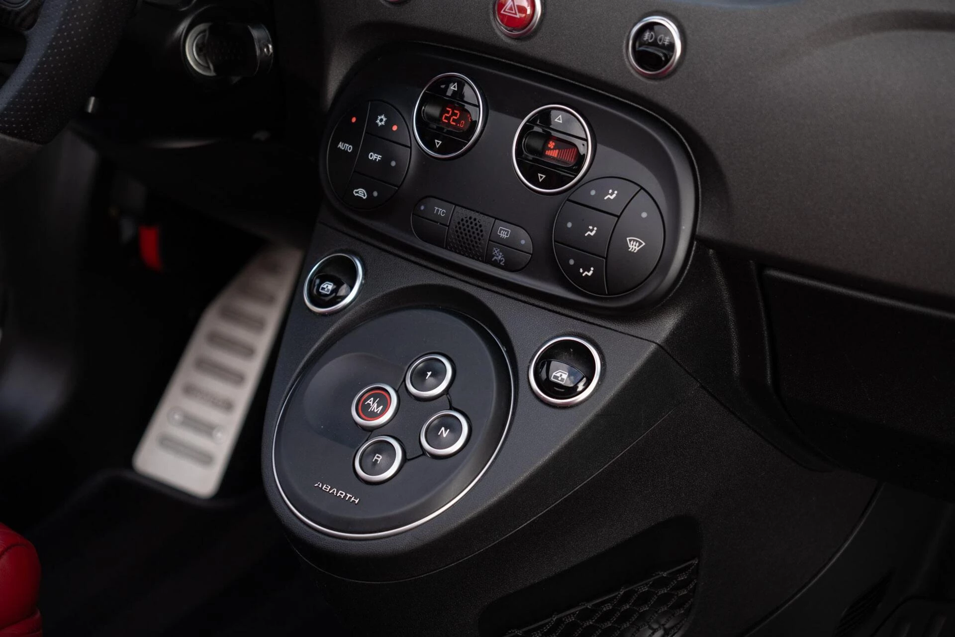 Hoofdafbeelding Fiat 500C